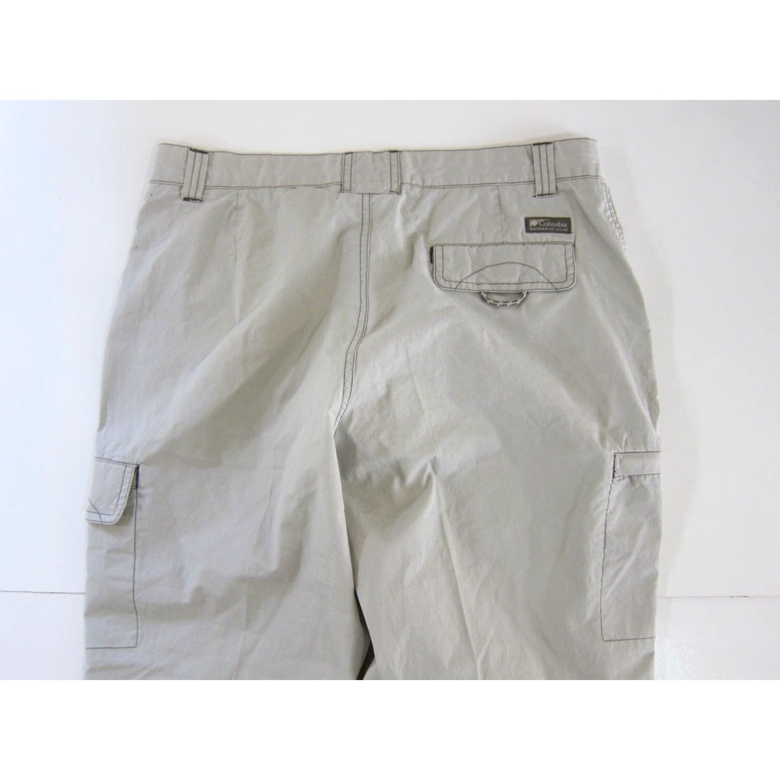 Vintage VINTAGE Columbia Pant Women 10 Beige Cargo Wide-Leg 32" Waist 23.5" Inseam 11" Rise 12" Thigh 9" Ankle 42" Hip 10 100% Cotton Size 32" / US 10 / IT 46 - 6 Thumbnail
