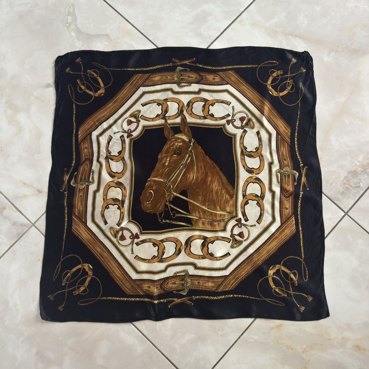 Vintage Italian Vintage Horse Head Silk Scarf Size ONE SIZE - 1 Thumbnail