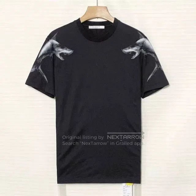 Givenchy Givenchy Classic Double Shark T-shirt. Size US L / EU 52-54 / 3 - 1 Thumbnail