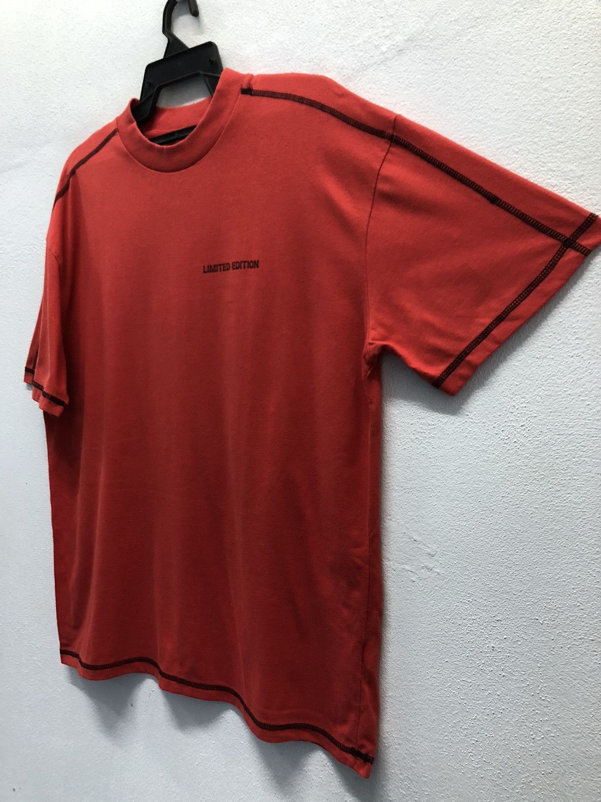 Boohoo Boohoo MAN Limited Edition "Fight Or Flight" T-Shirt Size US M / EU 48-50 / 2 - 6 Thumbnail