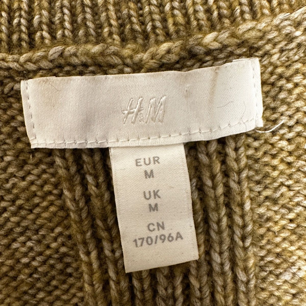 H&M H&M Oversized Turtleneck Sweater with Wool – M Size M / US 6-8 / IT 42-44 - 4 Thumbnail