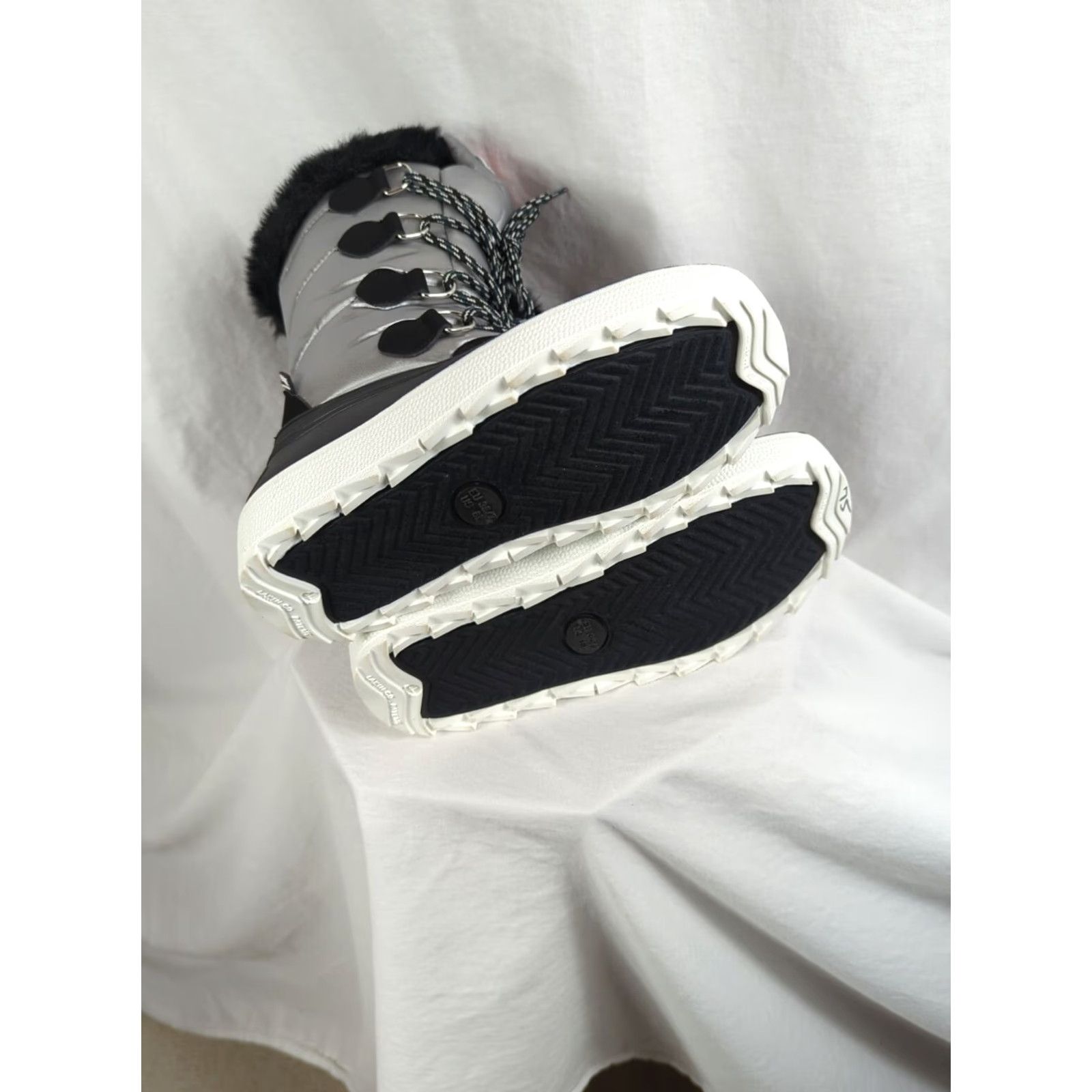 Pajar Pajar Women Snow Boots Black/Silver Lace Up Waterproof Faux Fur Trim Wool Blend Lined Winter Boots 6M Size US 6 / IT 36 - 7 Thumbnail