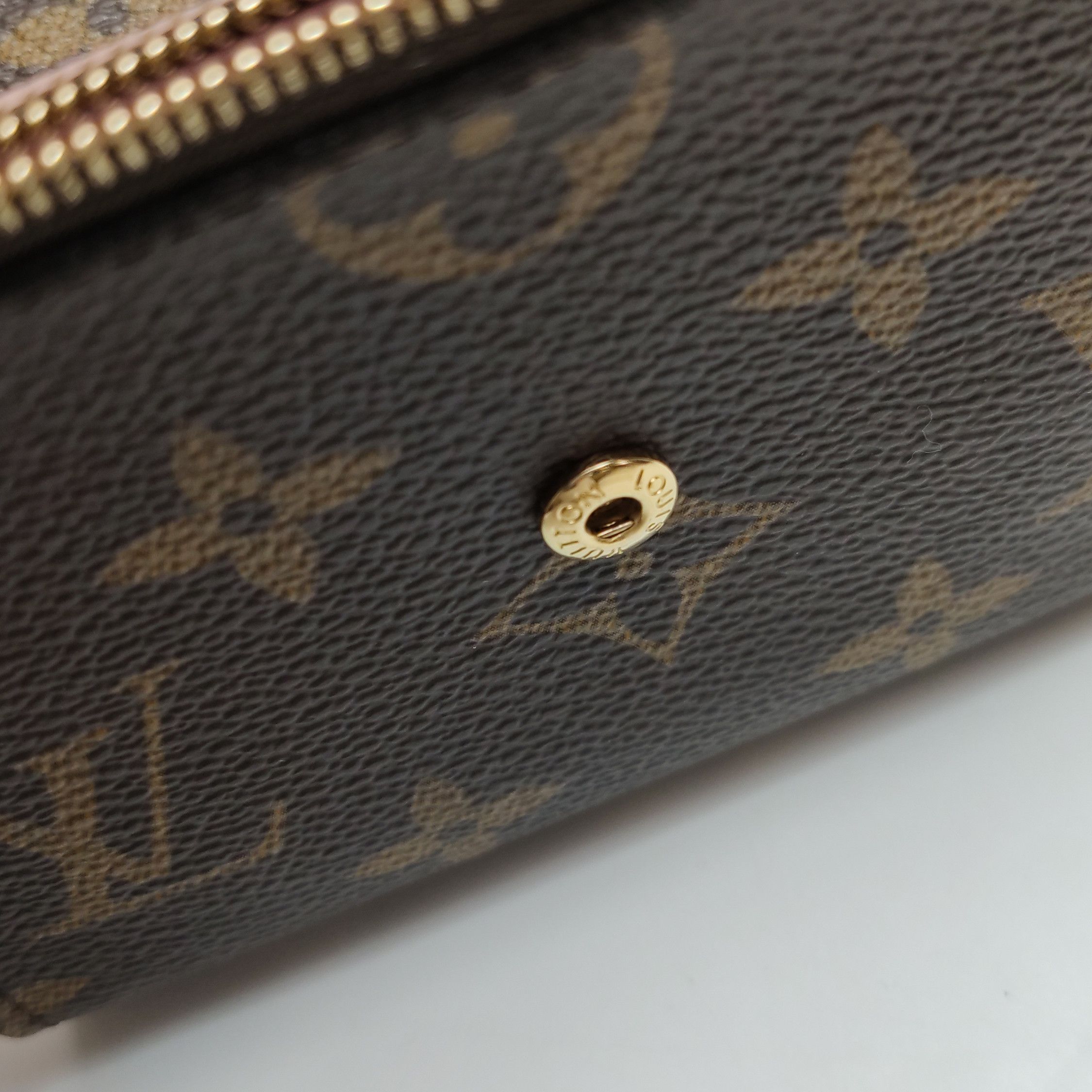 Louis Vuitton Louis Vuitton (LV) VictorineMonogram print snap wallet -y25 Size ONE SIZE - 6 Thumbnail