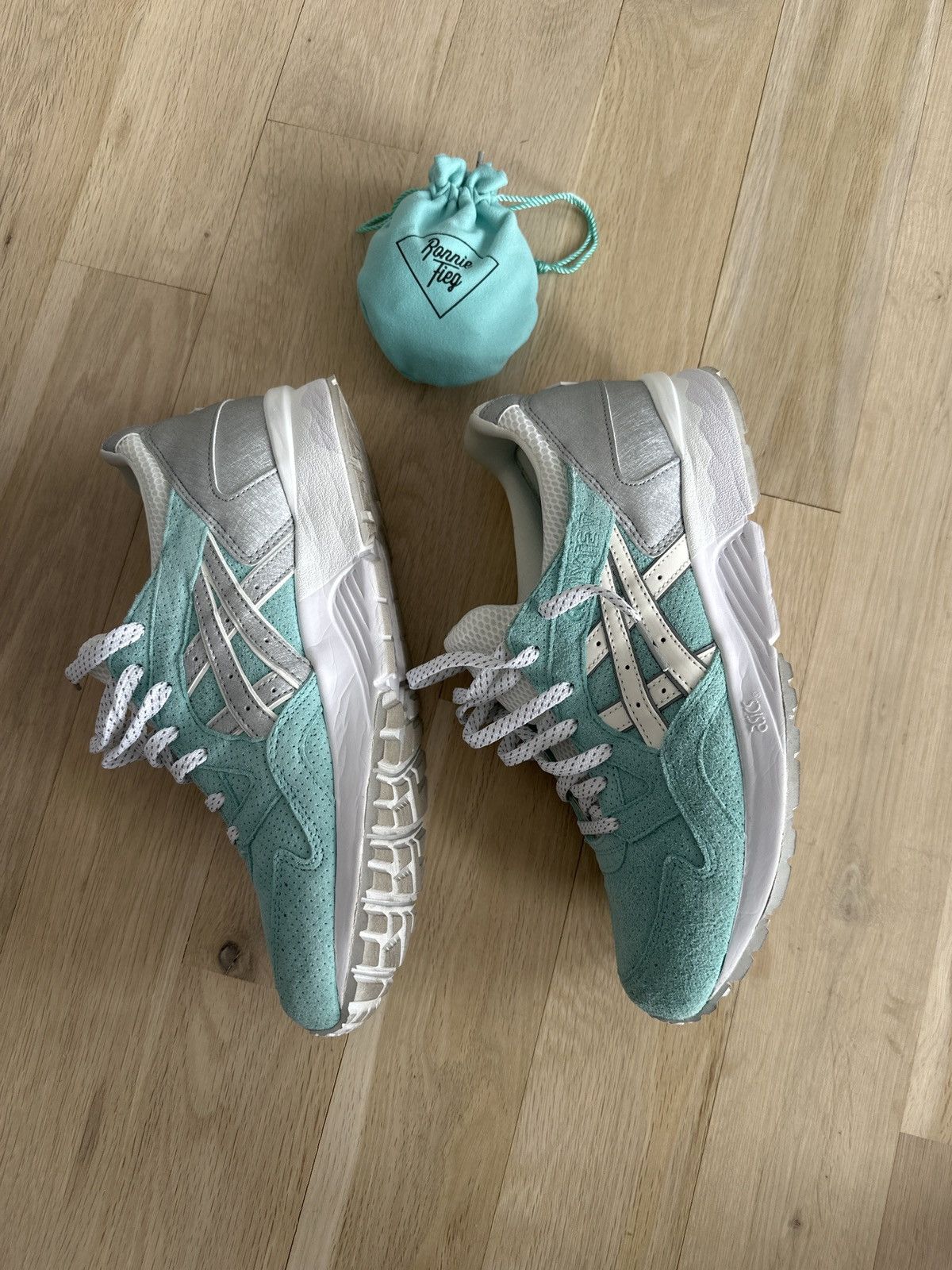 Kith Asics x kith gel lyte V Size US 8 / EU 41 - 6 Thumbnail