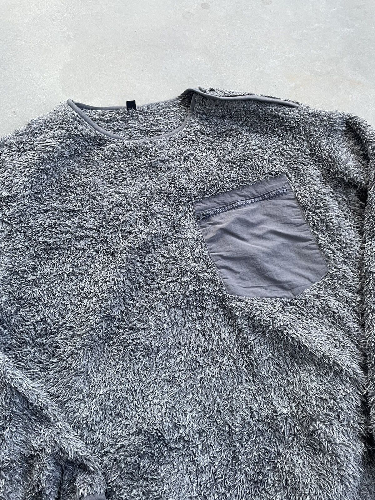 Japanese Brand × Uniqlo UNIQLO FLEECE SINGLE POCKET WITH LEFT SIDE BUTTON Size US XL / EU 56 / 4 - 2 Thumbnail