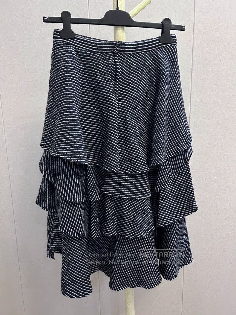 Comme des Garcons Comme Des Garcons size M Wool half skirt Size 23" - 1 Thumbnail