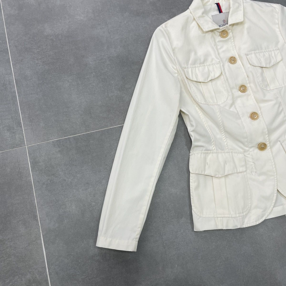 Moncler Authentic Moncler Women Jacket Size 1 (S) Size S / US 4 / IT 40 - 3 Thumbnail
