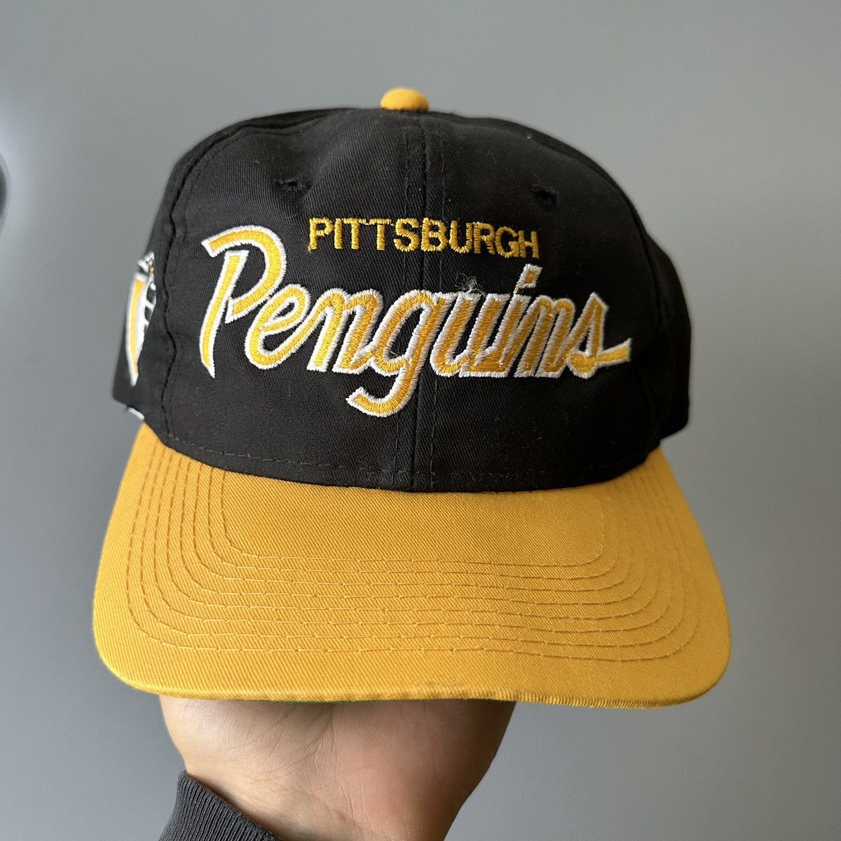NHL × Sports Specialties × Vintage Vintage Pittsburgh Penguins Sports Specialties SnapBack Size ONE SIZE - 2 Thumbnail