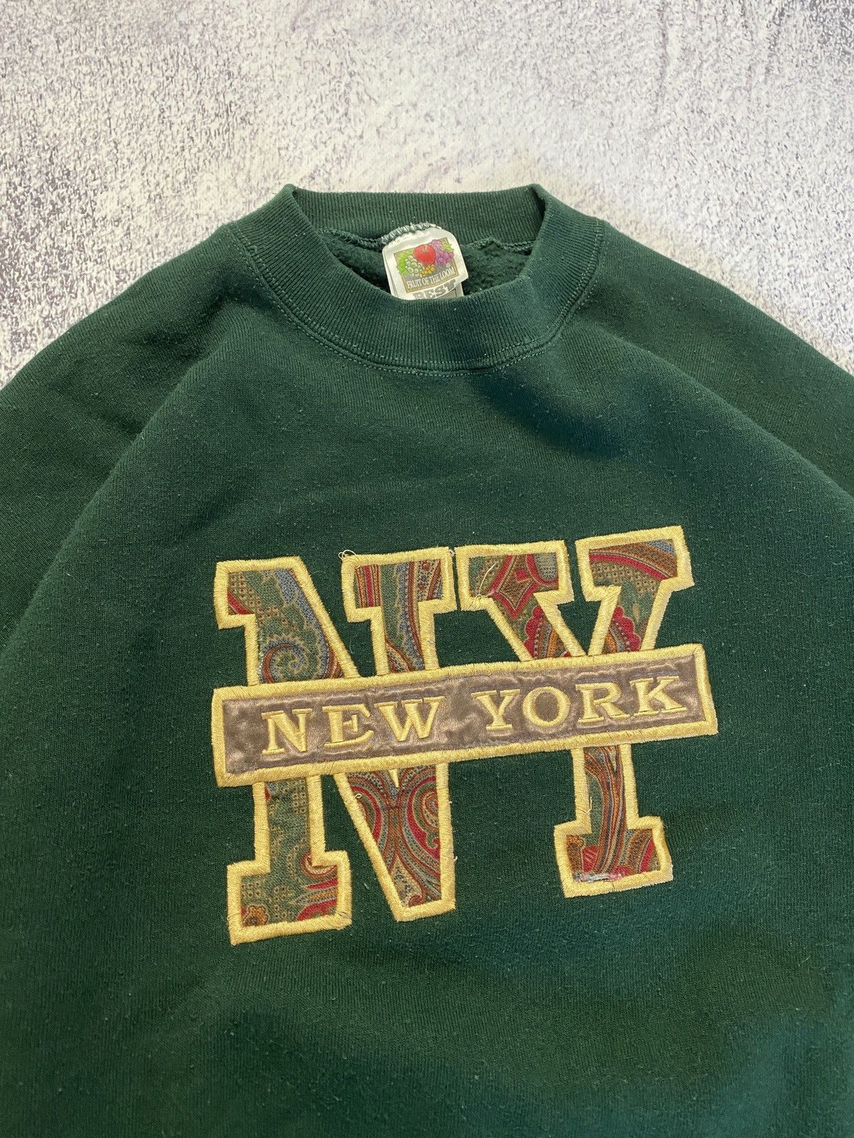 Fruit Of The Loom × Vintage Vintage Fruit of the Loom New York Crewneck Sweatshirt Boxy Size US L / EU 52-54 / 3 - 5 Thumbnail