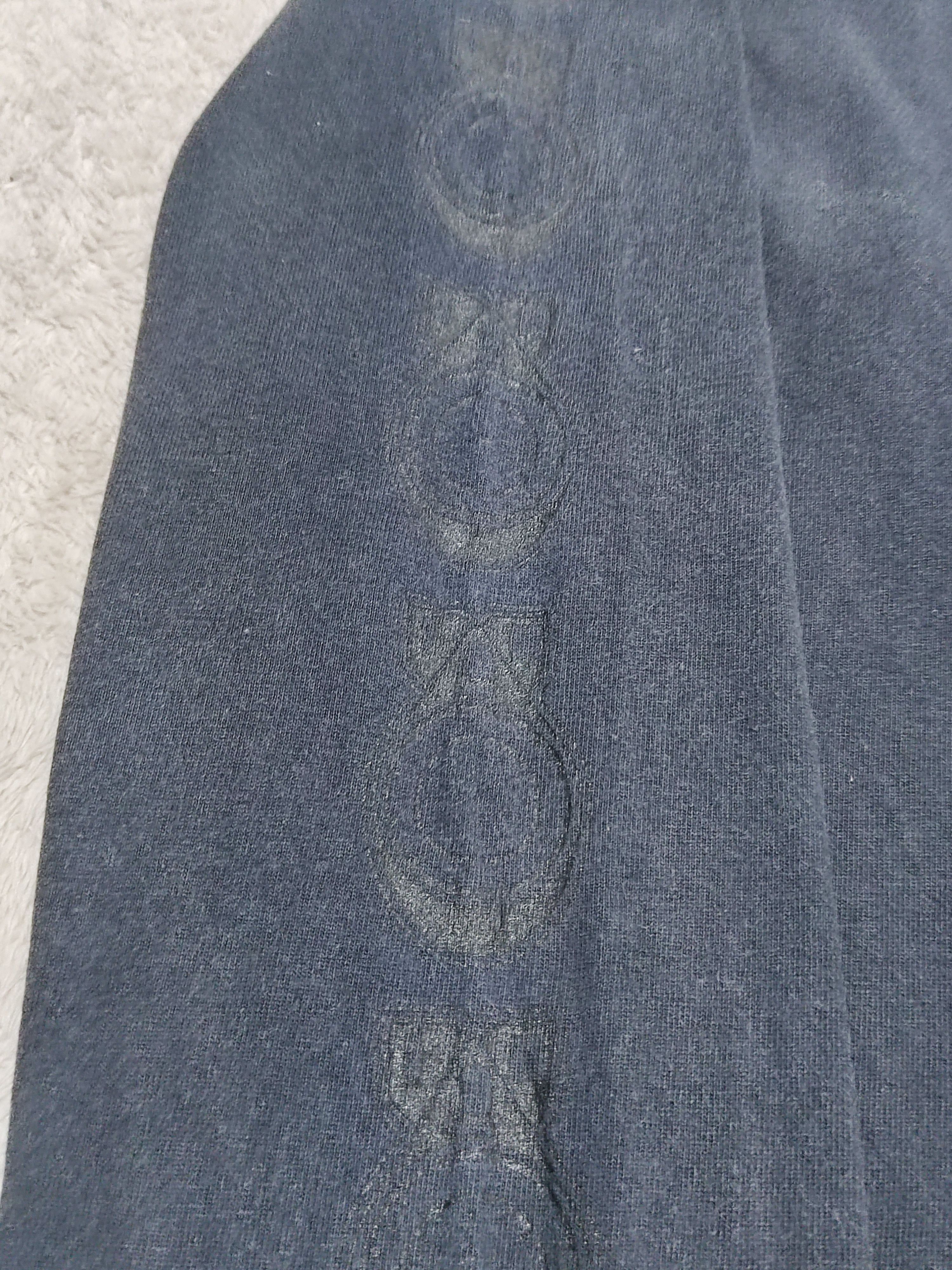Vintage VTG Distressed faded Enemy Of The World "INIMIGO DO MUNDO" Size US XL / EU 56 / 4 - 12 Thumbnail