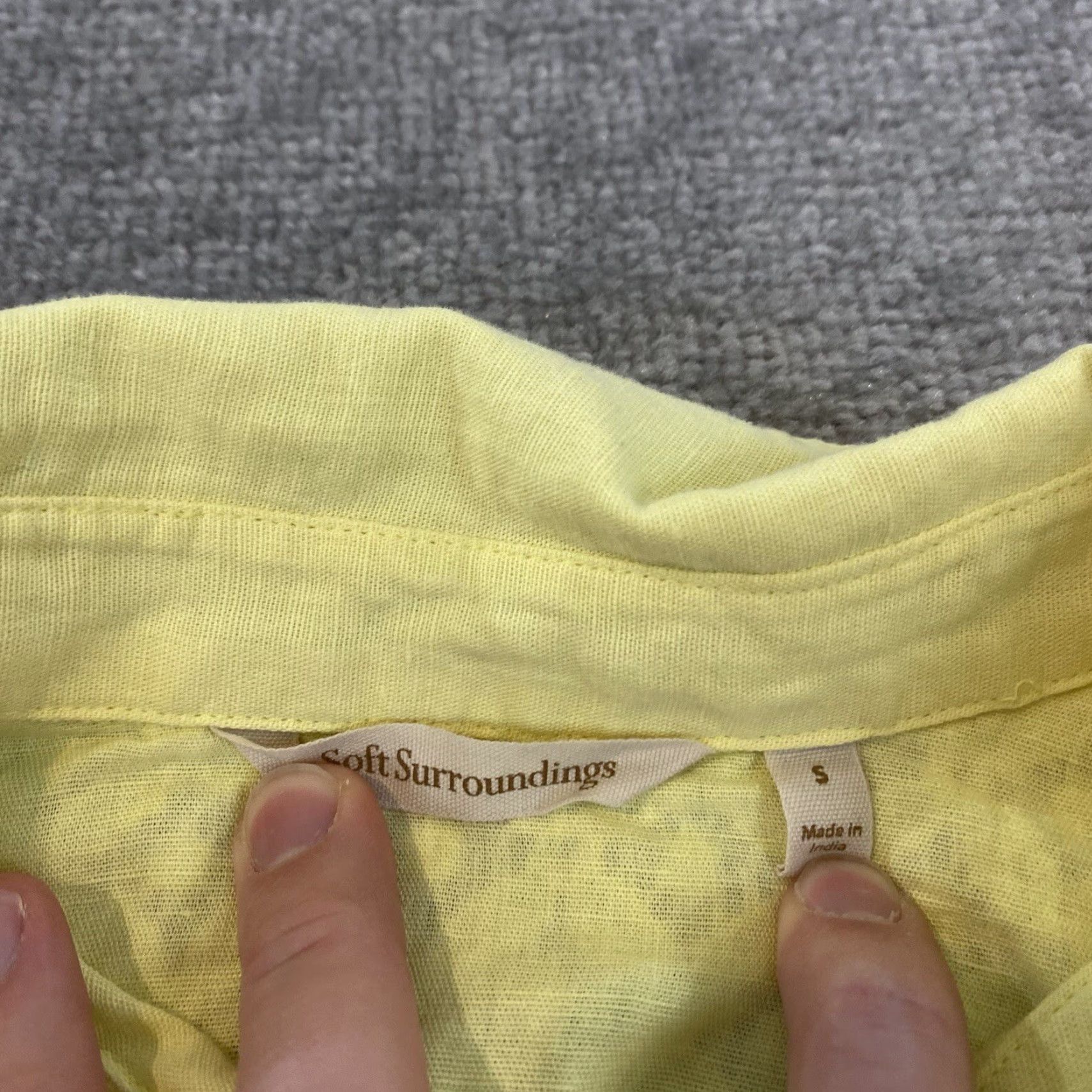Soft Surroundings SOFT SURROUNDINGS Shirt Womens Small Yellow Surfspray Tunic Top Floral Roll Tab Sleeve Button-Up Size S / US 4 / IT 40 - 2 Thumbnail