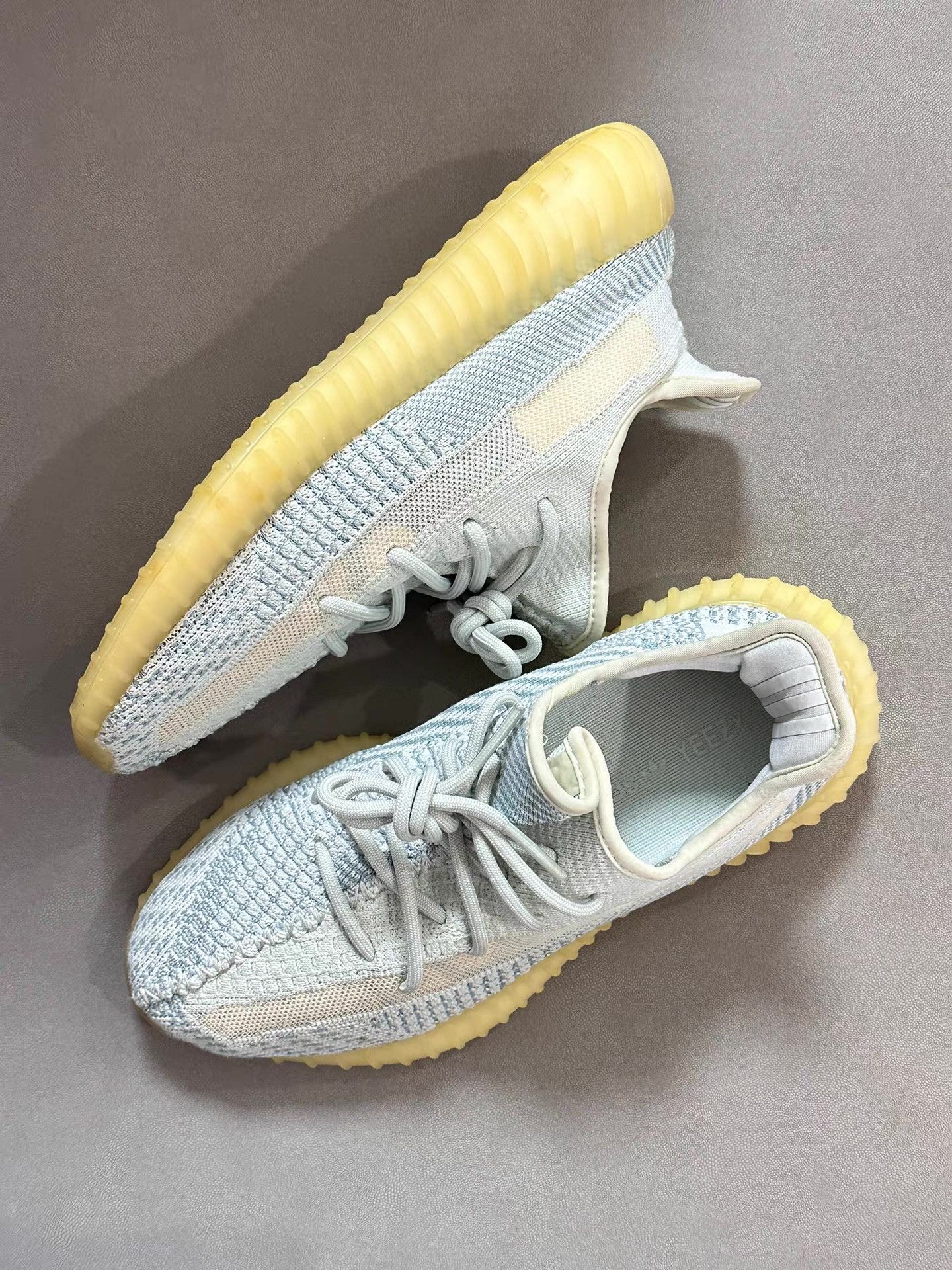 Adidas Adidas Yeezy 350 Ice Blue Ｑ20 Size US 7.5 / EU 40-41 - 2 Thumbnail