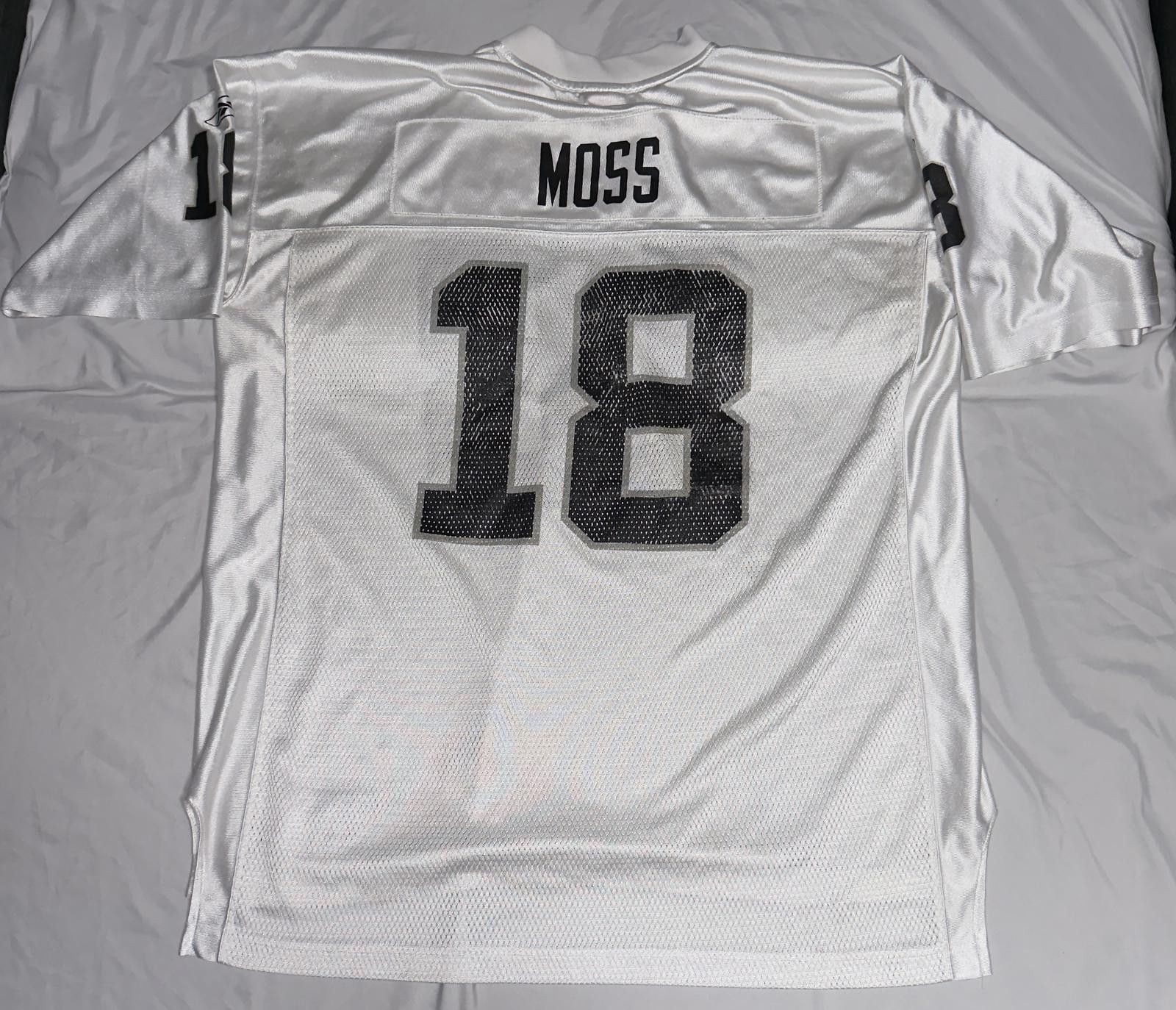 Reebok VTG NFL #18 Randy Moss Oakland Raiders Football Jersey Size US XXL / EU 58 / 5 - 2 Thumbnail