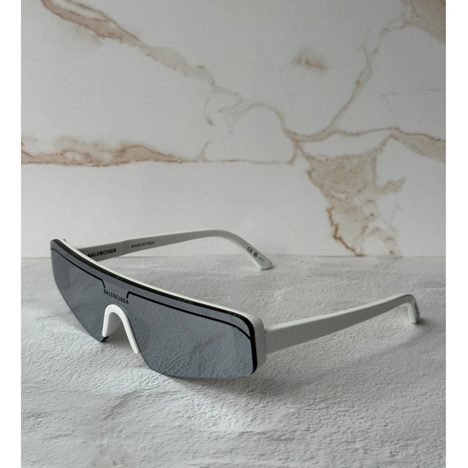 Balenciaga NEW Balenciaga BB0003S Shield Sunglasses in  display picture 3