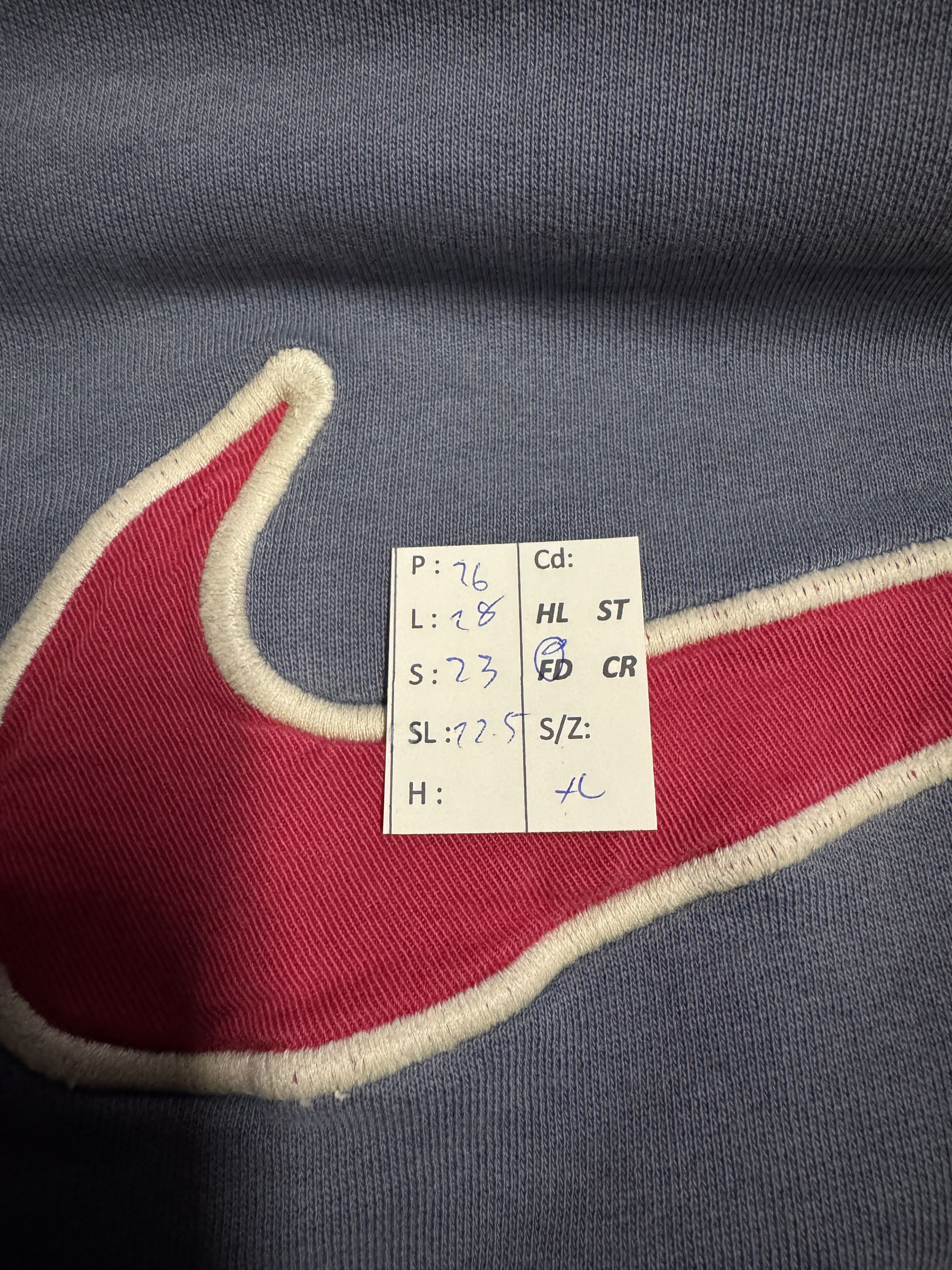 Nike VINTAGE 90'S FADED NIKE SWOSH SWEATSHIRT CREWNECK Size US L / EU 52-54 / 3 - 19 Thumbnail