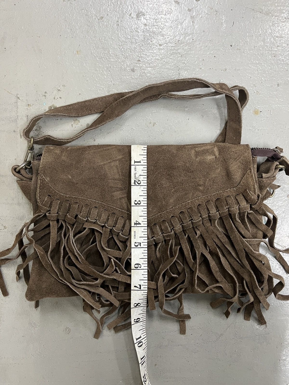 GOA 2000s GOA Fringe Brown Cowhide Suede Leather Sling Bag Size ONE SIZE - 24 Thumbnail
