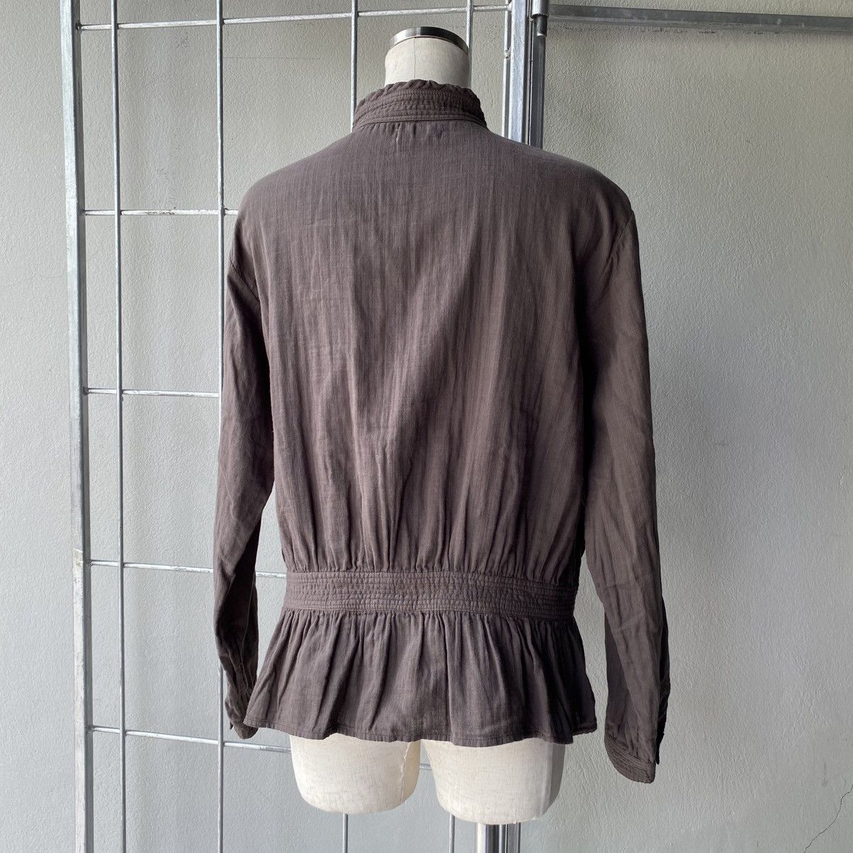 Issey Miyake Plantation Brown Pintuck Peplum Blouse. Size M / US 6-8 / IT 42-44 - 2 Thumbnail