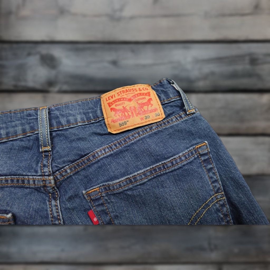 Levi's Levi's 559 Jeans Mens 30x30 Blue Denim Straight Leg 5-Pocket Zip Fly N/A Size US 30 / EU 46 - 1 Thumbnail