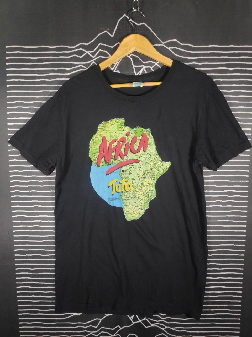 Band Tees × Vintage TOTO ''AFRICA'' Album Rock Band Tee Size L Size US L / EU 52-54 / 3 - 1 Thumbnail