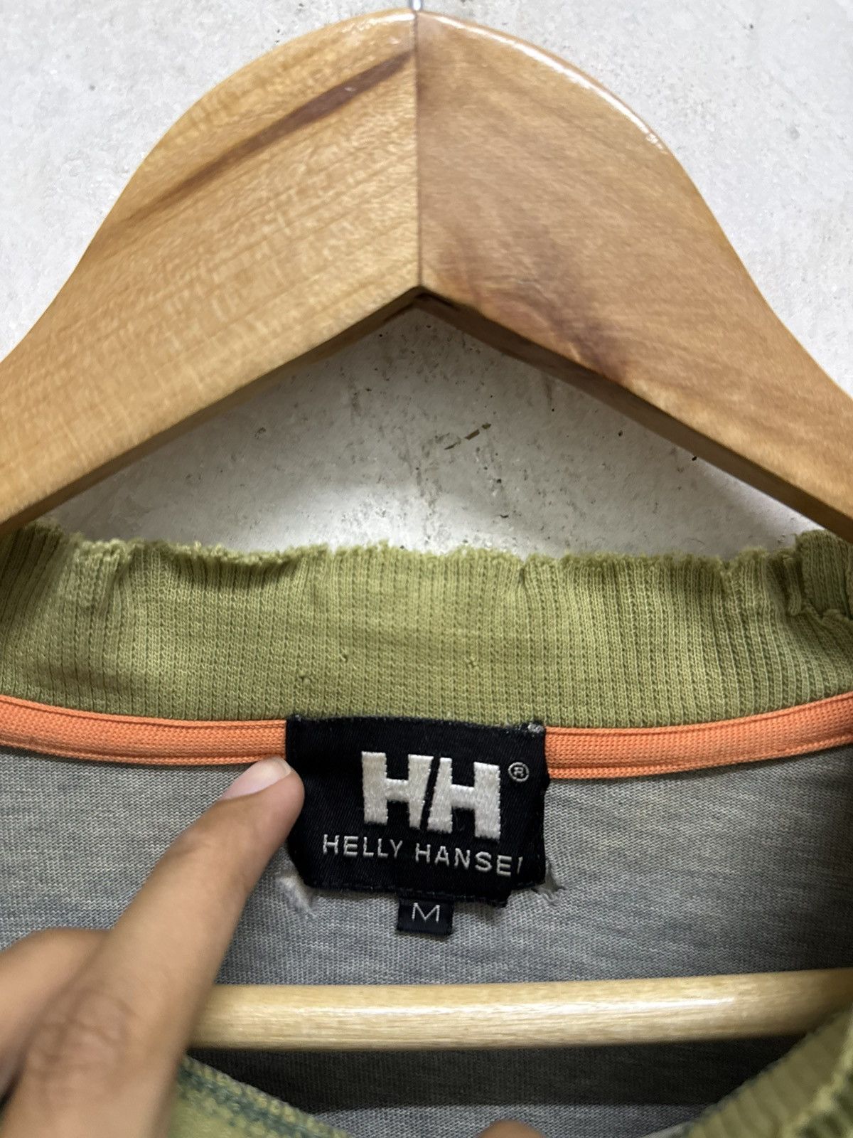 Helly Hansen Distressed Helly Hansen Thrashed Long Sleeve Tees Size US M / EU 48-50 / 2 - 13 Thumbnail