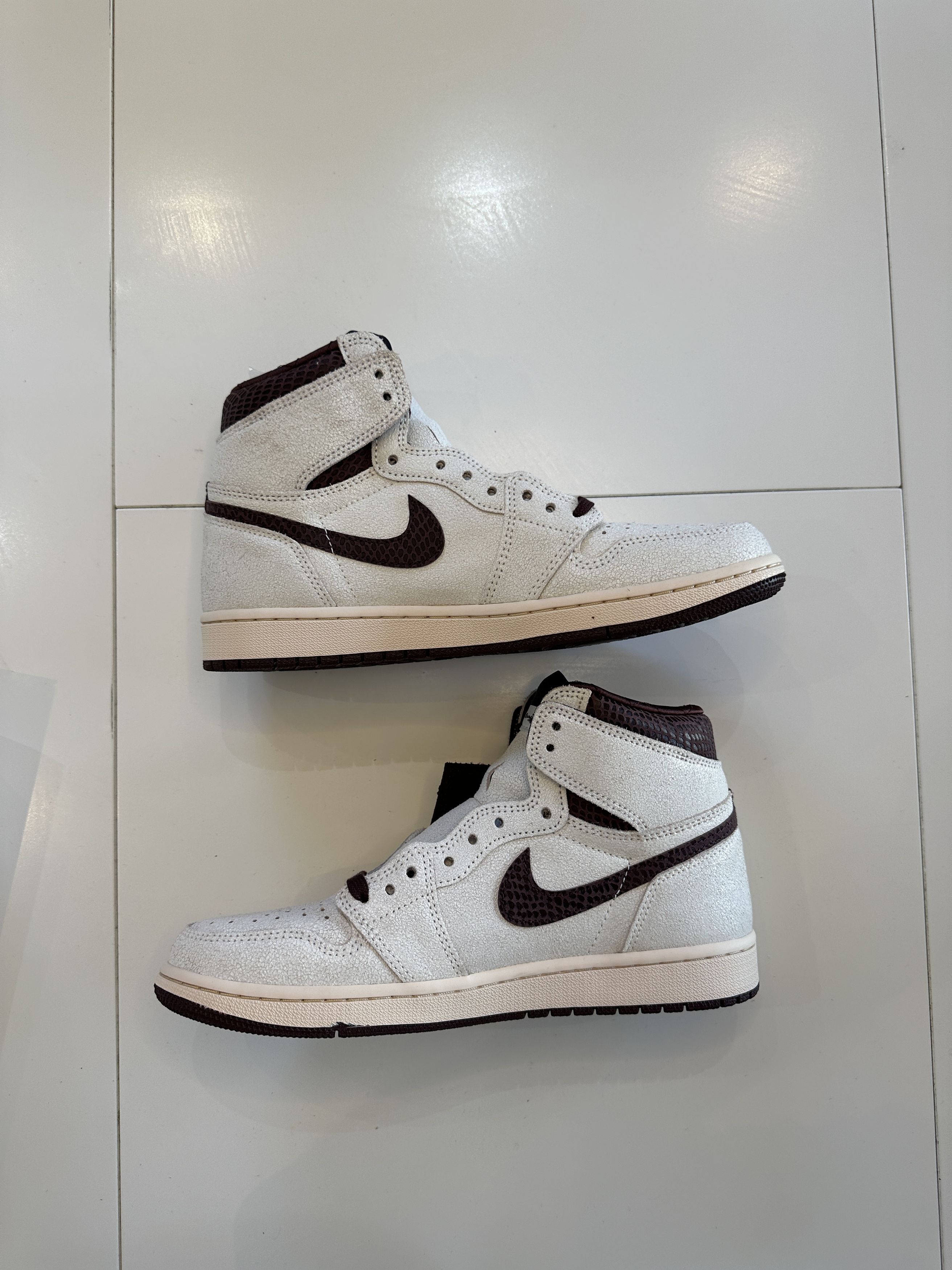 A Ma Maniere × Jordan Brand Jordan 1 Ma Maniere Size US 9.5 / EU 42-43 - 3 Thumbnail