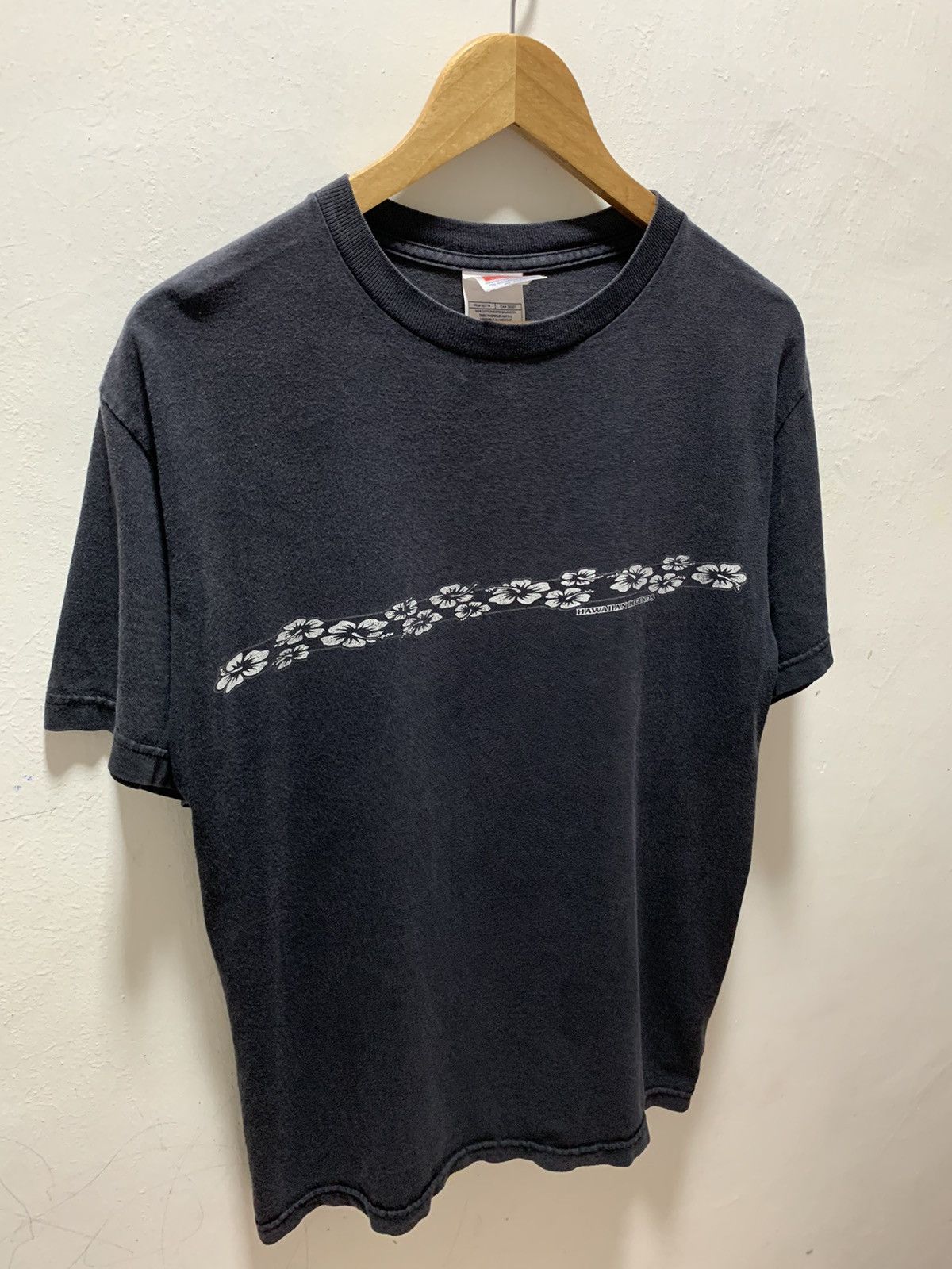 Other Vintage Y2K Hawaii Legend T-shirt Size US M / EU 48-50 / 2 - 6 Thumbnail