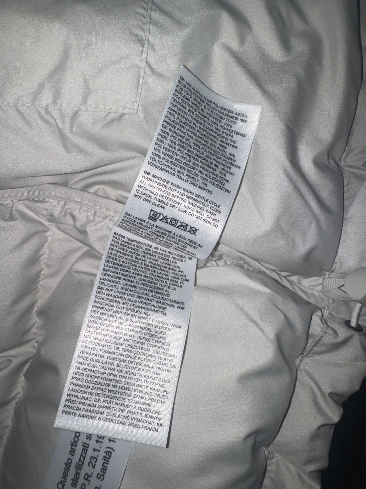 Kaws × The North Face North Face x Kaws Retro 1996 Nupste Jacket Size US M / EU 48-50 / 2 - 15 Thumbnail