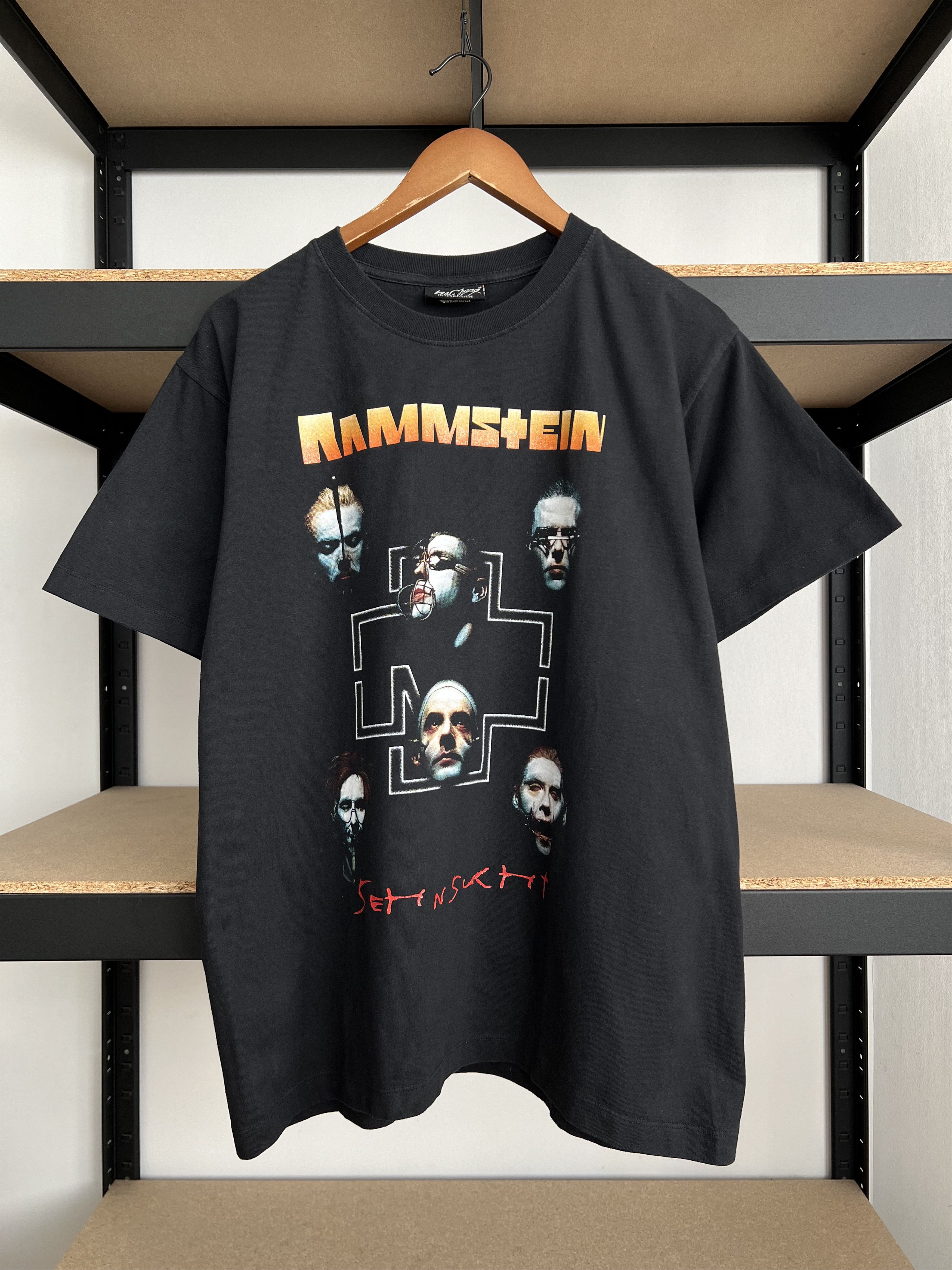 Band Tees Vintage 90s Rammstein Sehnsucht Black T-shirt Size US L / EU 52-54 / 3 - 1 Thumbnail
