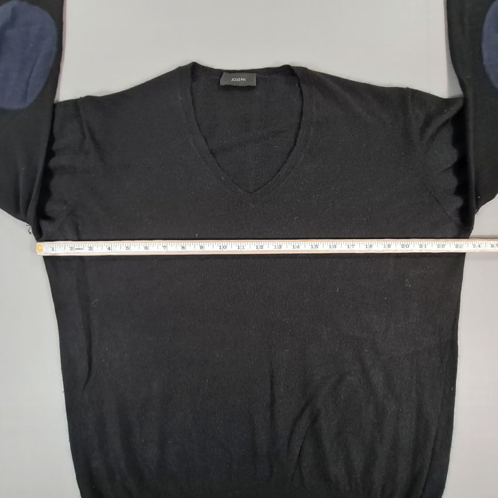 Joseph Joseph Jumper Black Large V-Neck Pullover Knit Cashmere Silk Mens Size US L / EU 52-54 / 3 - 5 Thumbnail