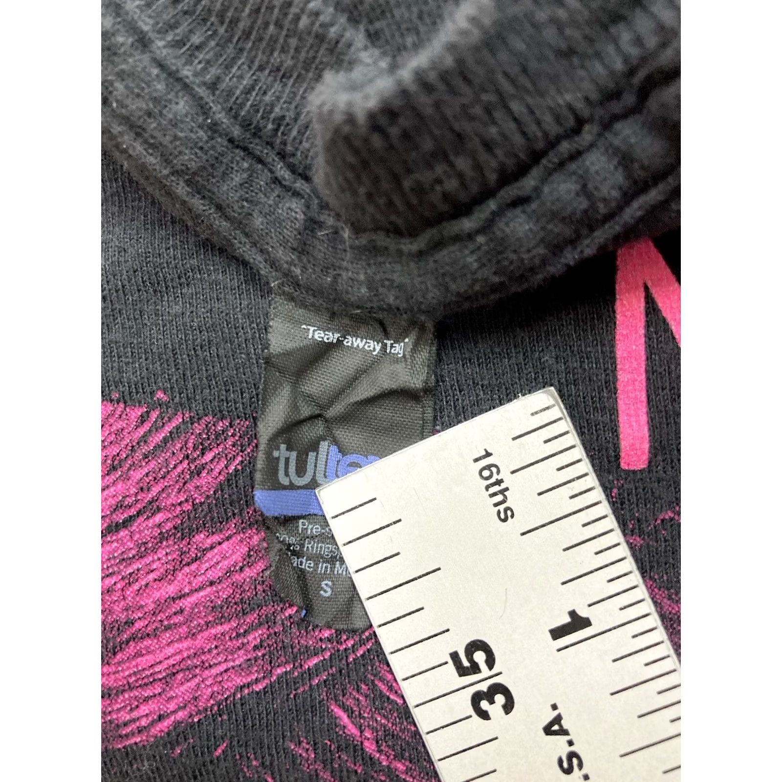 Tultex Demi Lovato Neon Lights Tour 2014 Graphic T-shirt Women Small Black Pink Music Shirt Size S / US 4 / IT 40 - 6 Thumbnail