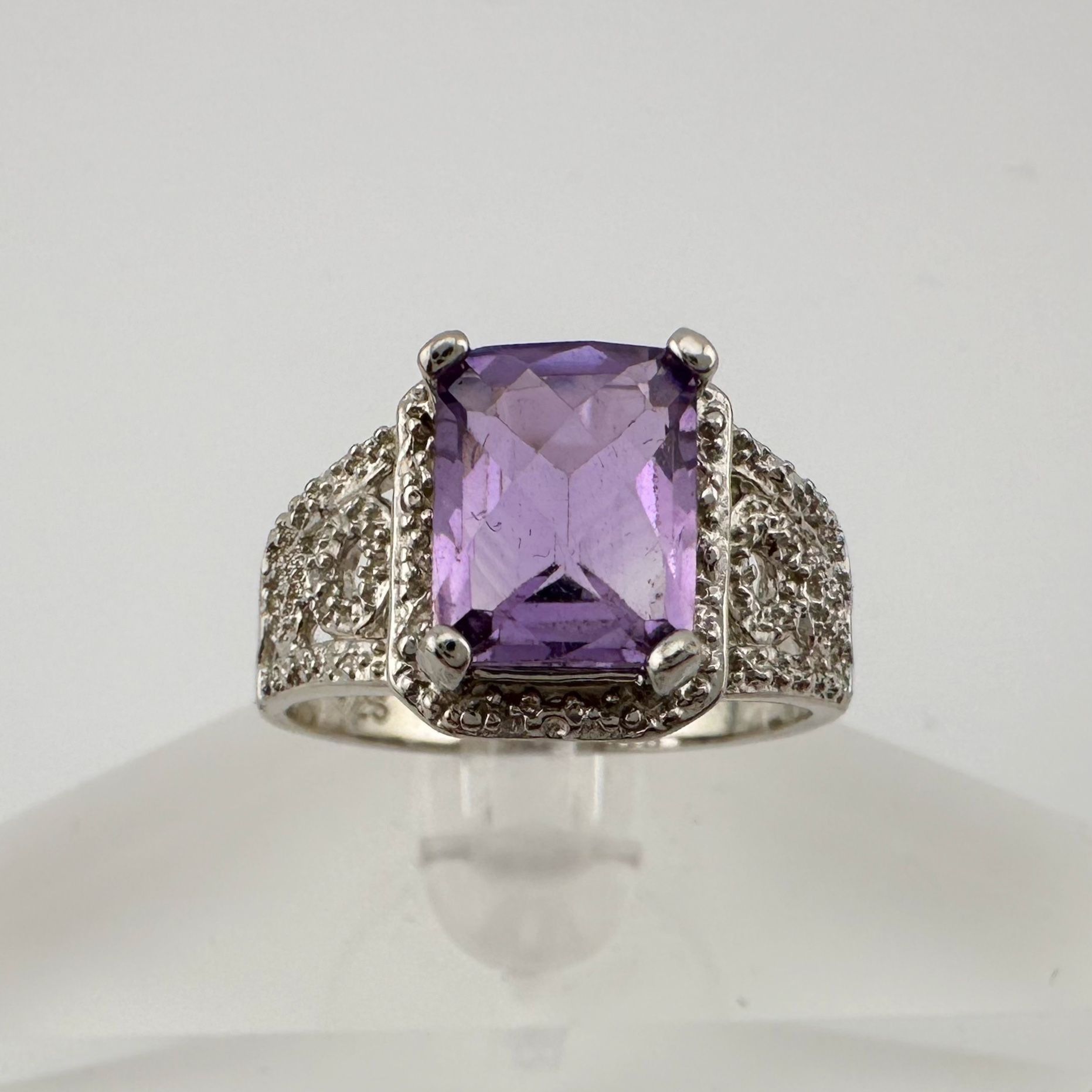 Other Beautiful Emerald Cut 2.25 Carat Amethyst Ring - Sz 8 Size ONE SIZE - 9 Thumbnail