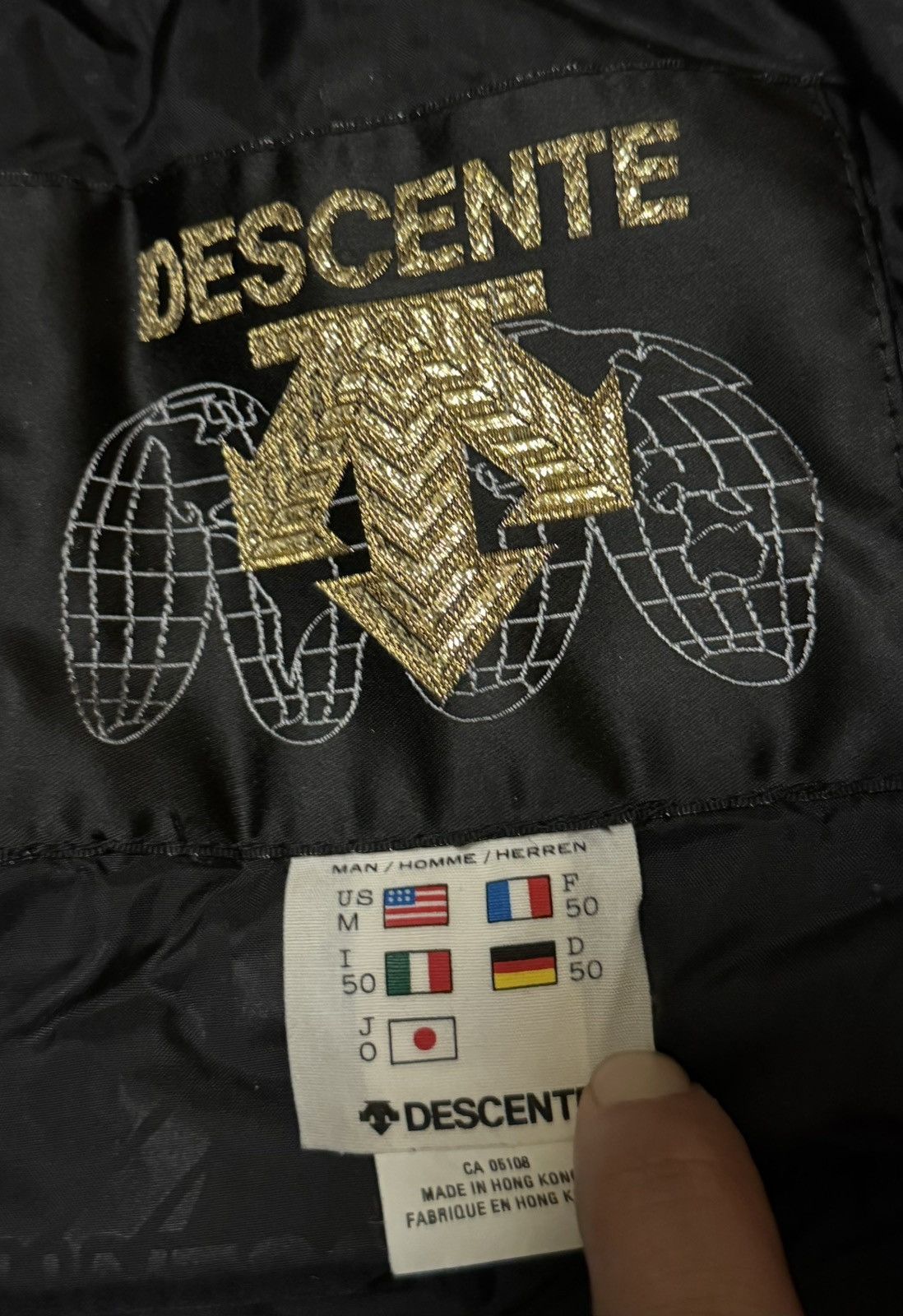 Descente Vintage Descente Ski Suit Mens Medium One Piece Snowsuit Size US M / EU 48-50 / 2 - 3 Thumbnail