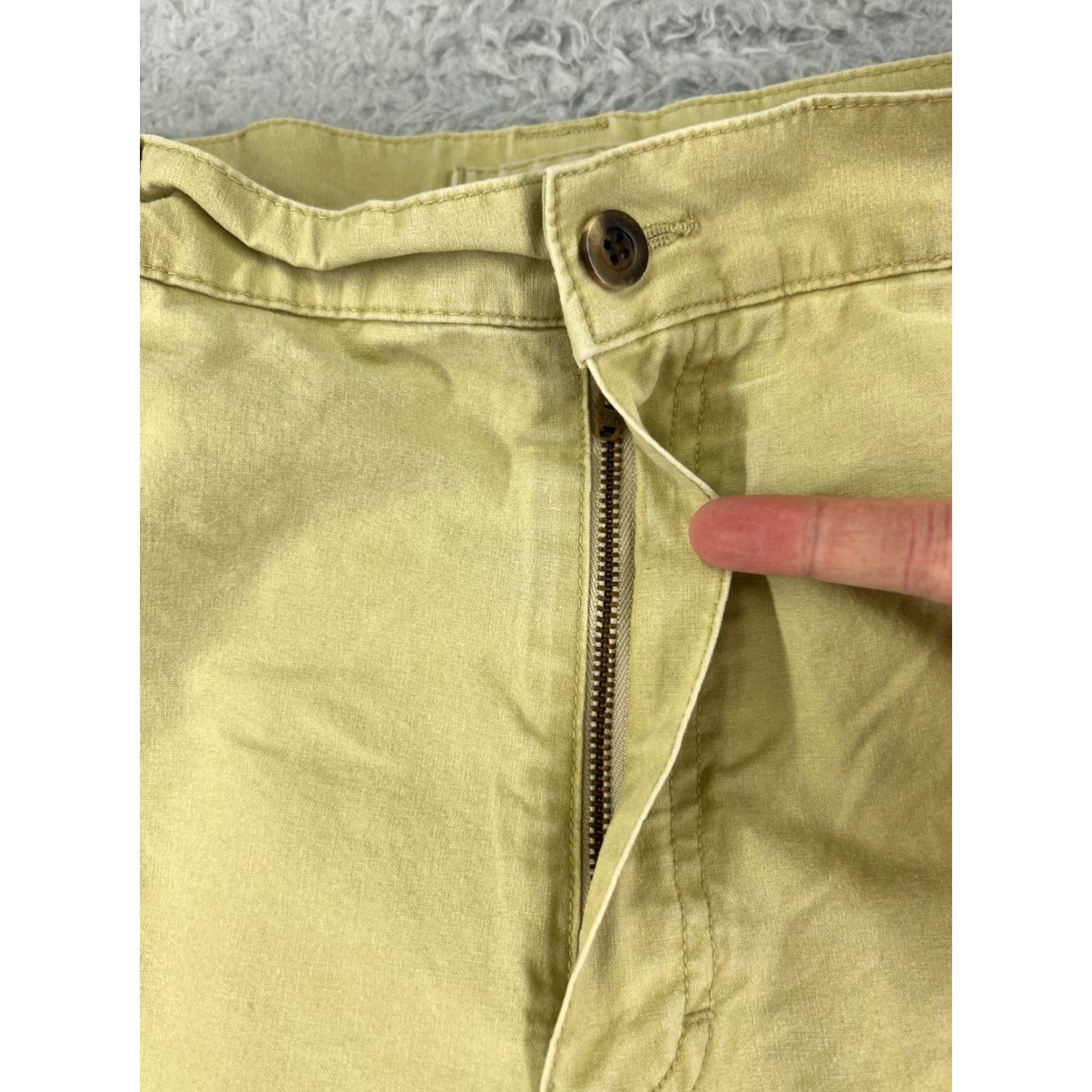 Vintage L.L. Bean Pants Mens 36 Yellow Cargo Flat Front 100% Cotton Outdoor Hiking Camping Size US 36 / EU 52 - 7 Thumbnail
