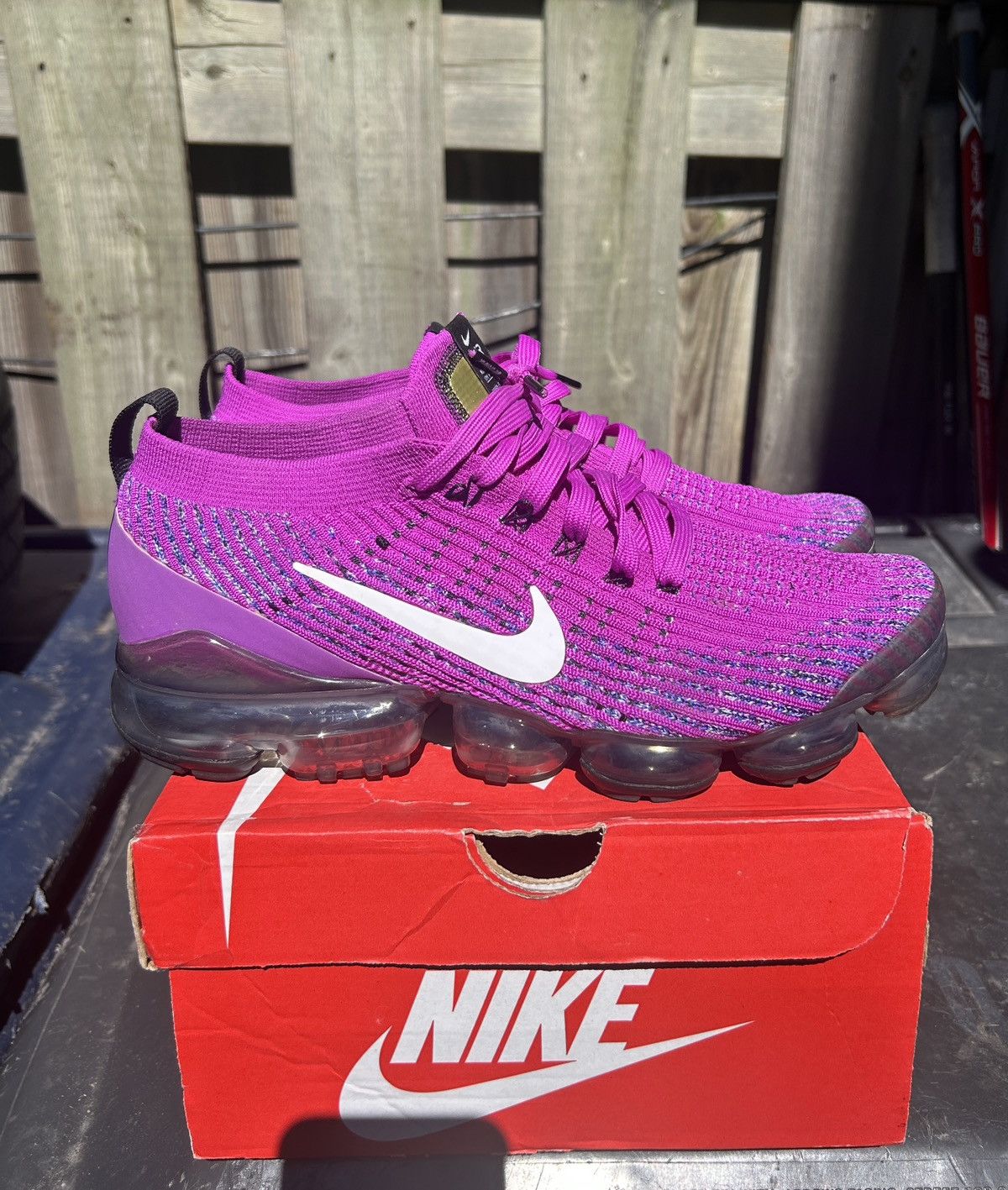 Nike Air VaporMax Flyknit Vivid Purple