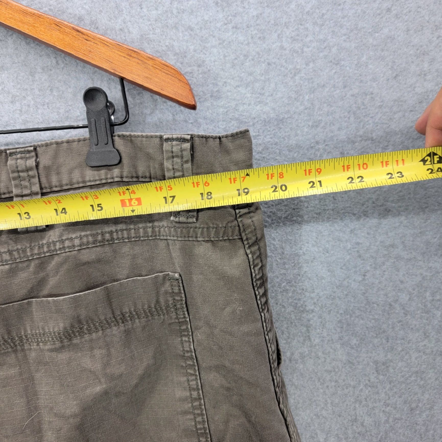 Wrangler Wrangler pants mens 40x30 Cargo Workwear Beige 70L3WOD Rip Stop Cotton Relaxed Regular Jeans Pants Mens Size US 40 / EU 56 - 7 Thumbnail