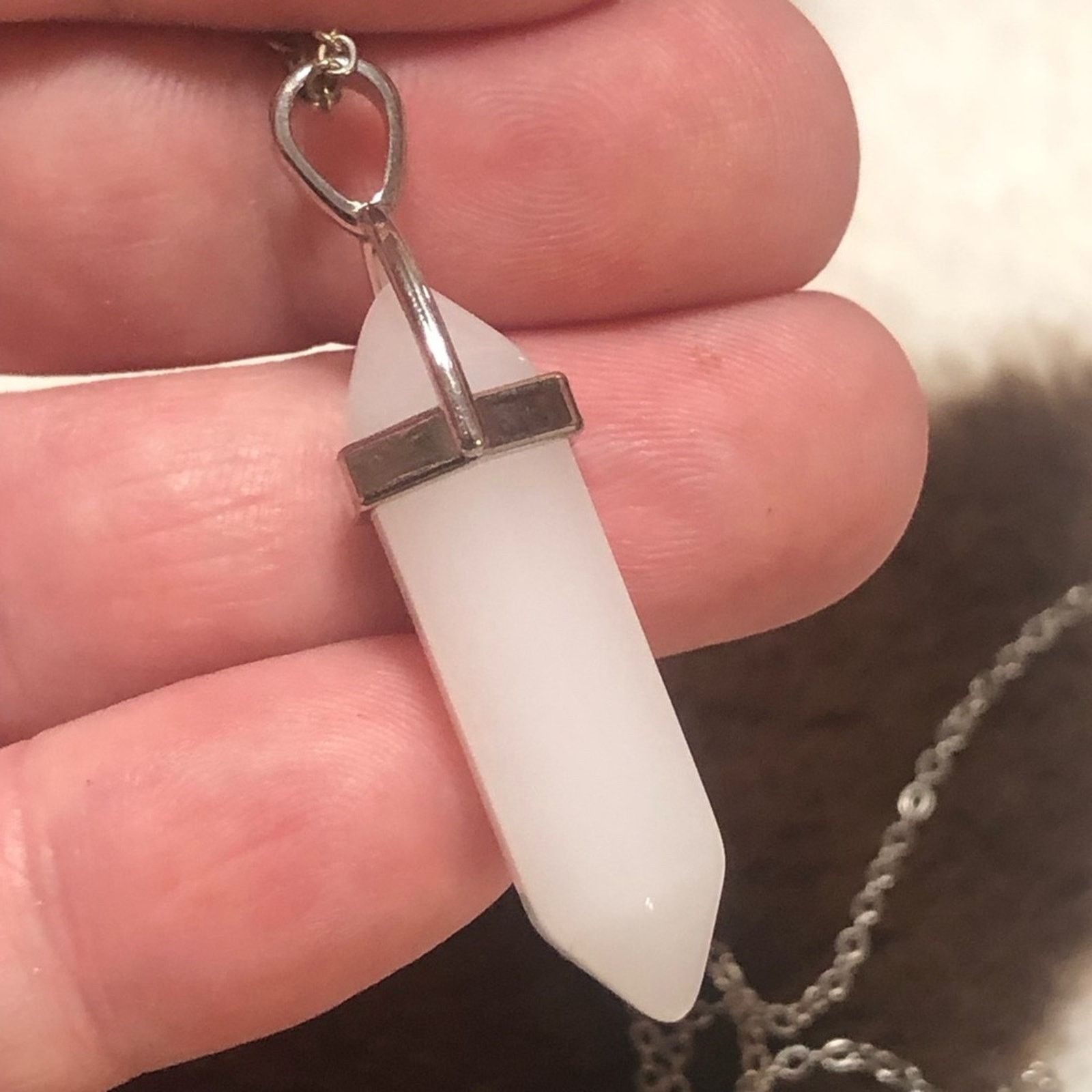 Jewelry Faceted milky quartz stone icicle pendant on chain necklace Size ONE SIZE - 8 Thumbnail