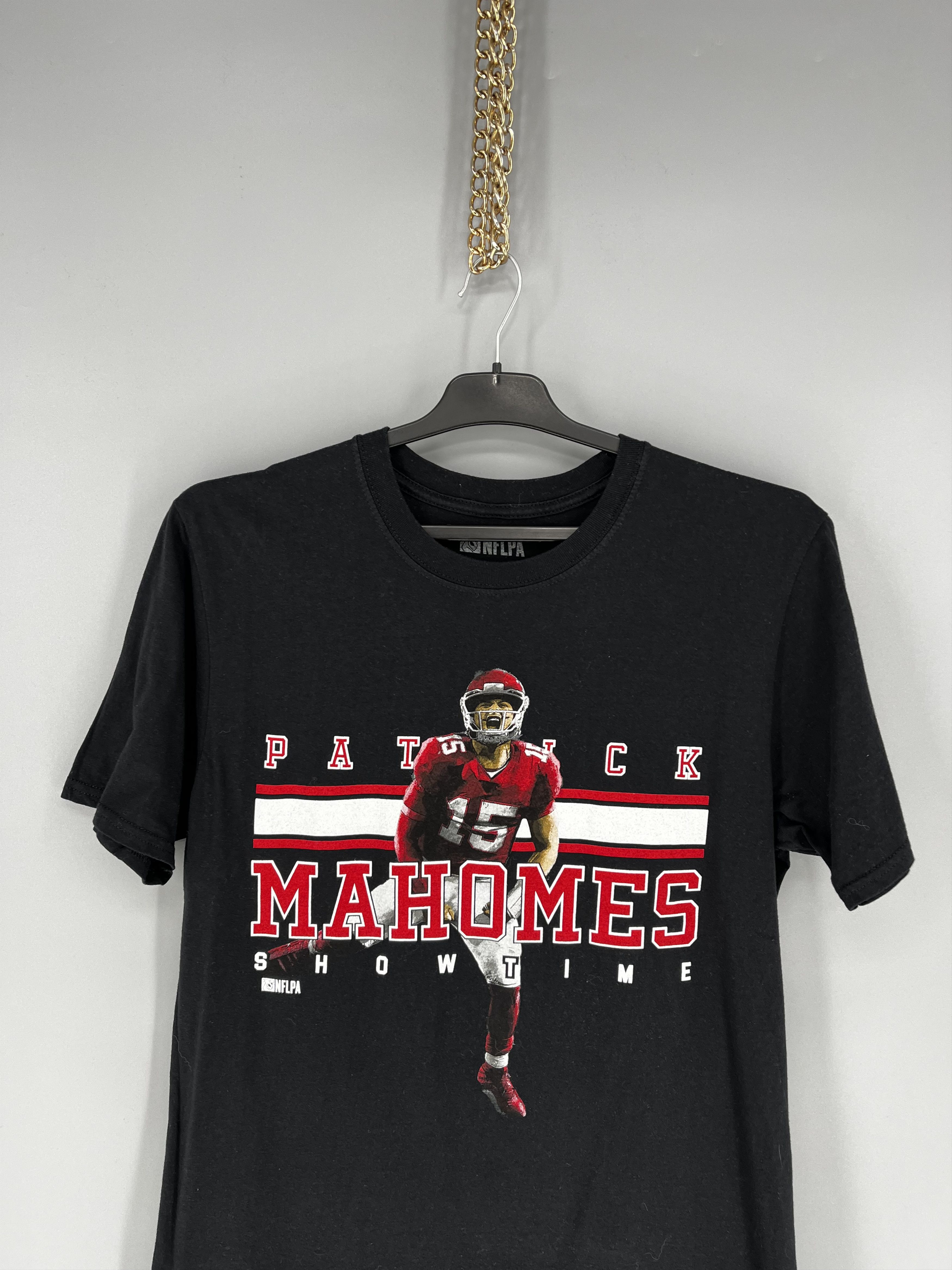 NFL PATRICK MAHOMES KANSAS CITY CHIEFS TSHIRT SHIRT NFL Football Size US M / EU 48-50 / 2 - 6 Thumbnail