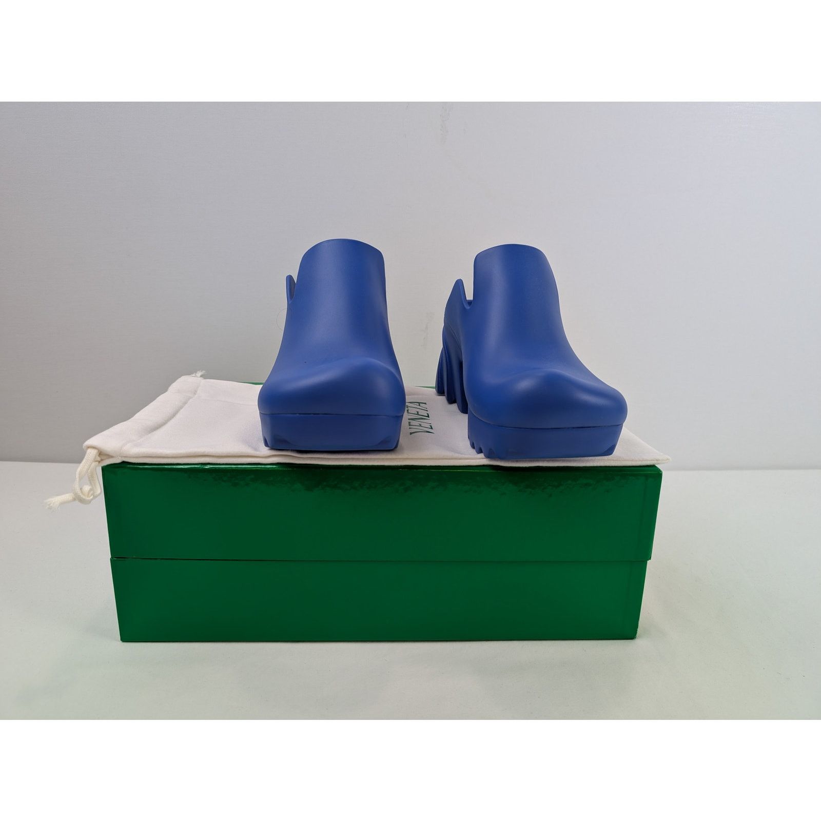 Bottega Veneta o1rshd1 Gel Rubber Pump Micro Rubber Boots in Cobalt Size US 9 / IT 39 - 14 Thumbnail