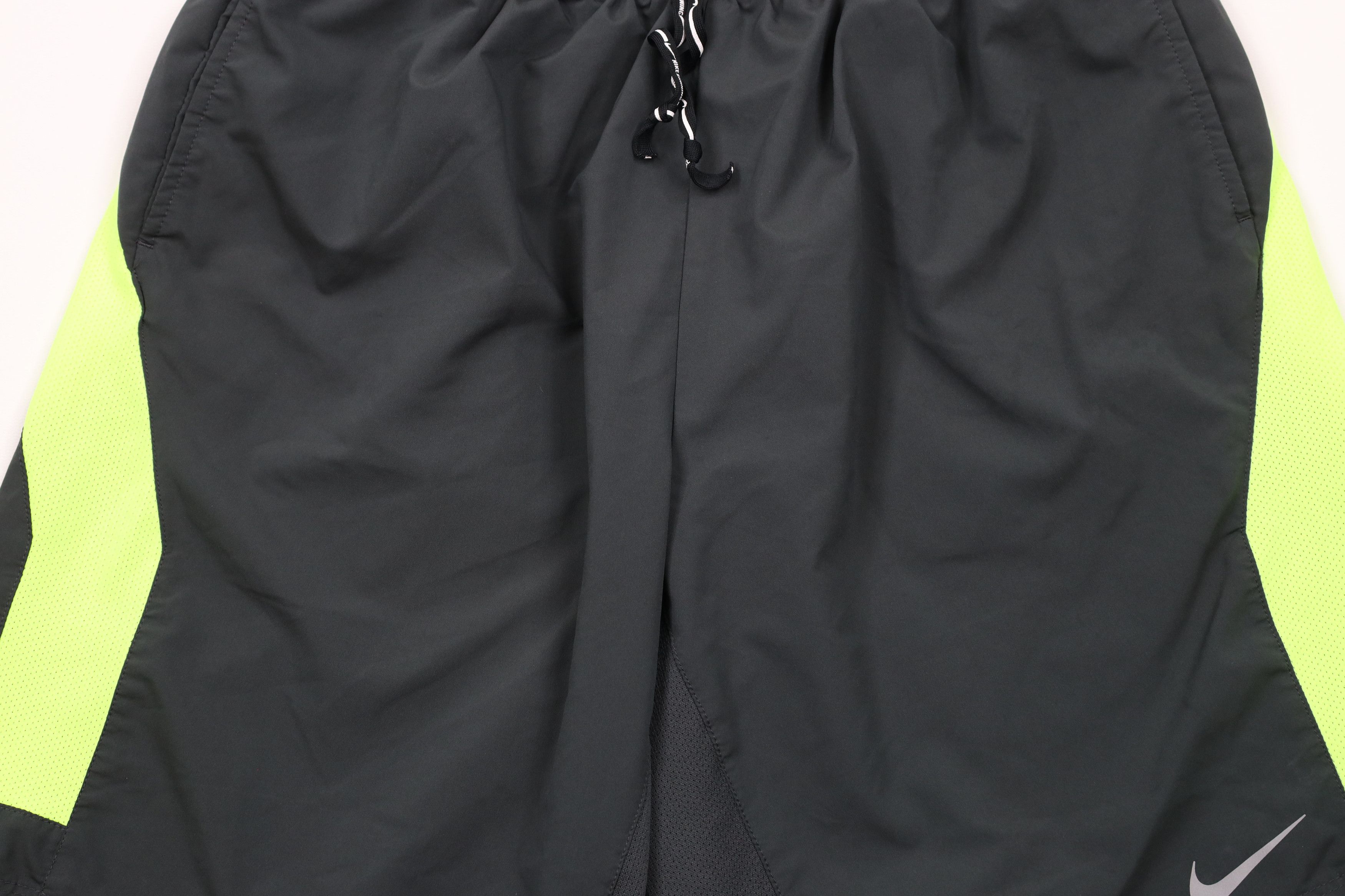 Nike × Vintage Vintage Nike Mini Swoosh Above Knee Running Shorts Gray Size US 34 / EU 50 - 3 Thumbnail