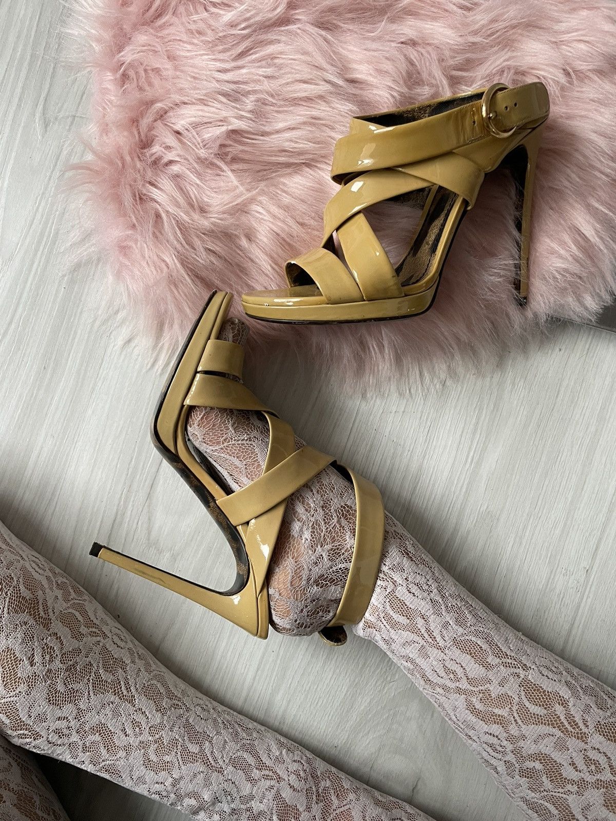Dolce & Gabbana Dolce Gabbana heels Size US 7 / IT 37 - 21 Thumbnail