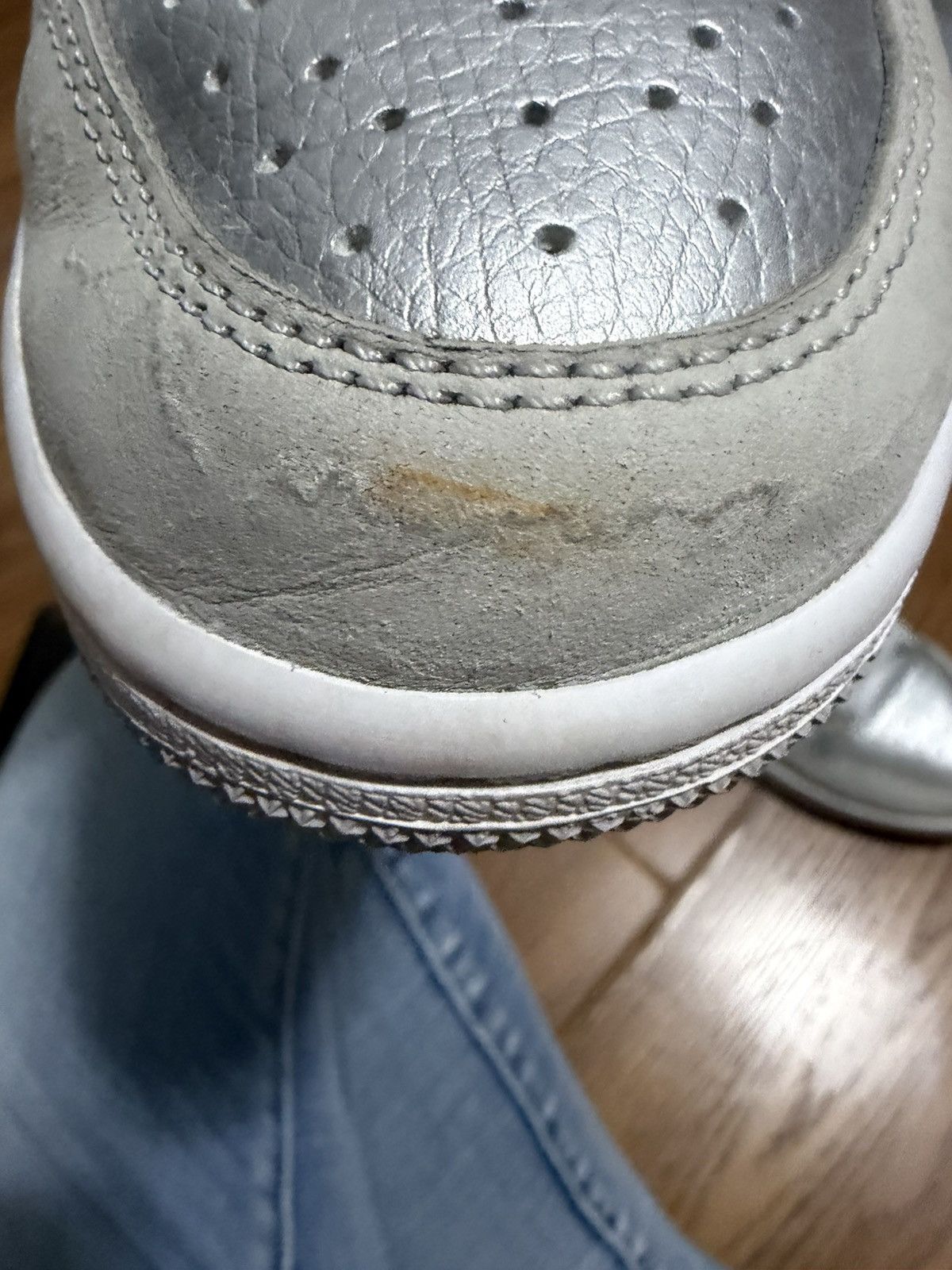 Nike Nike Air Jordan 1 Retro Low OG l Metallic Silver Size 8.5. Size US 8.5 / EU 41-42 - 9 Thumbnail