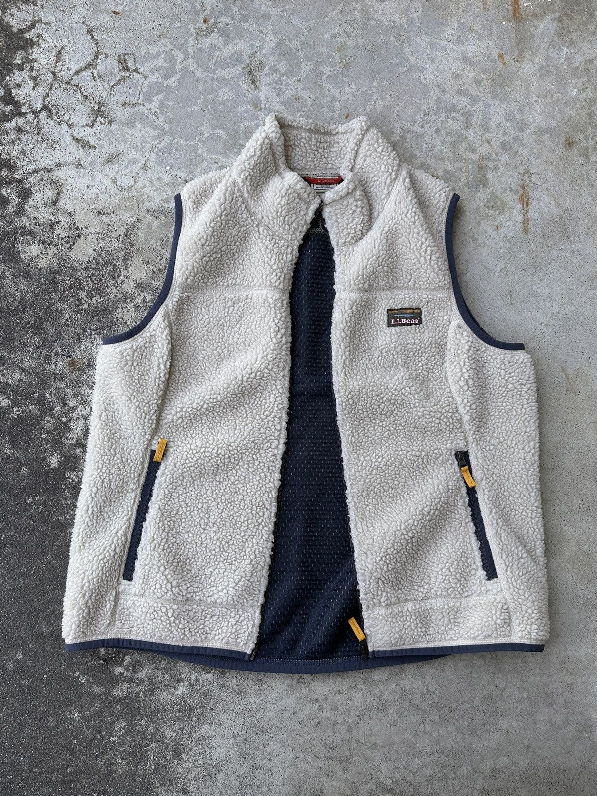 L.L. Bean LL Bean Deep Pile Boa Fleece zip up outdoor vest vintage Size US XL / EU 56 / 4 - 3 Thumbnail
