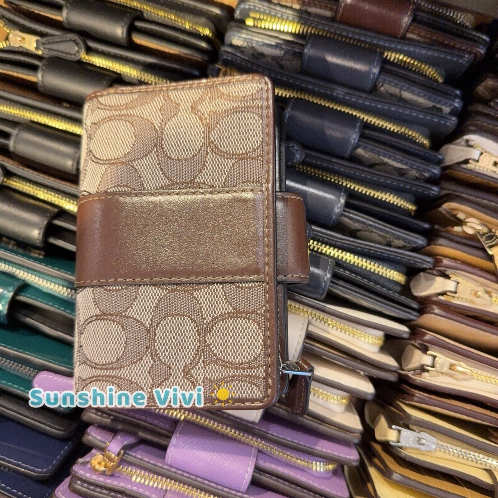 Coach NWT Coach CU987 Medium Corner Zip Wallet Oak Maple Size ONE SIZE - 2 Thumbnail