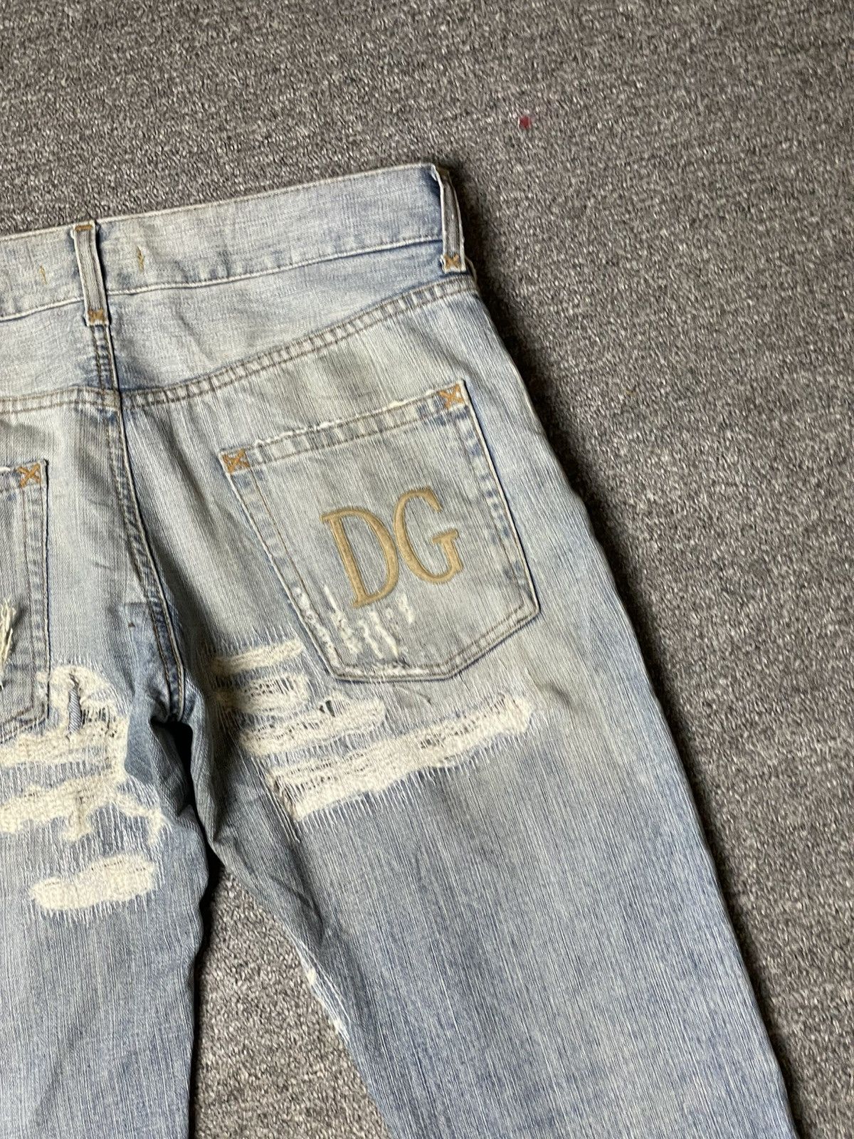 Dolce & Gabbana Dolce & Gabbana Distressed Denim Jeans (93) Size US 34 / EU 50 - 19 Thumbnail