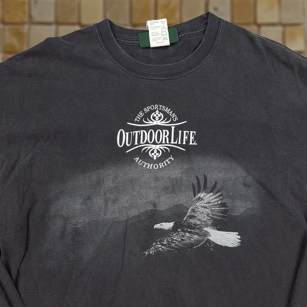 Vintage VINTAGE Outdoor Life T-Shirt Long Sleeve 90s Faded Black Eagle Nature Mens Large XL? Size US L / EU 52-54 / 3 - 1 Thumbnail