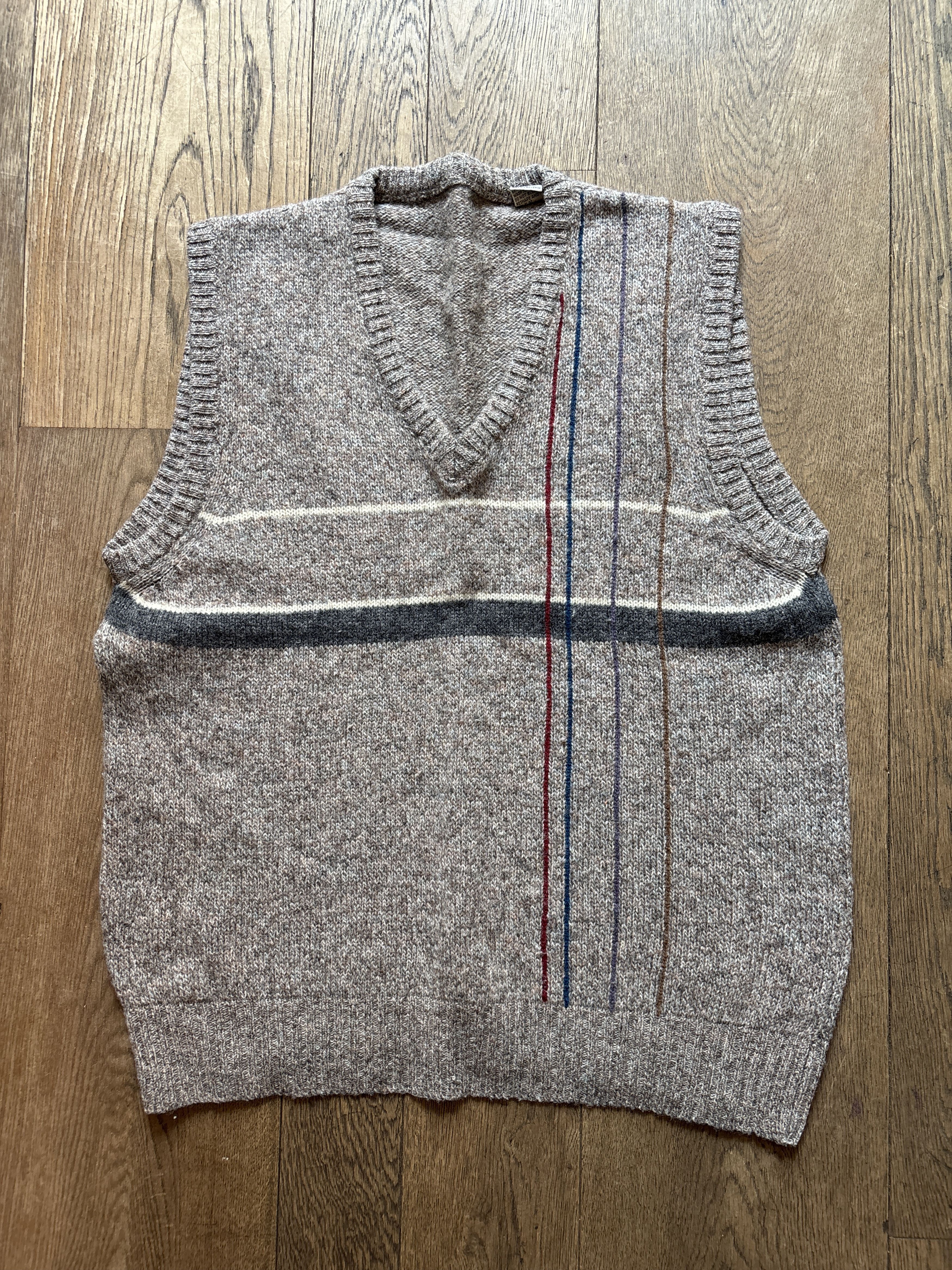 Vintage Vintage Stripe Knit Vest Size US L / EU 52-54 / 3 - 1 Thumbnail