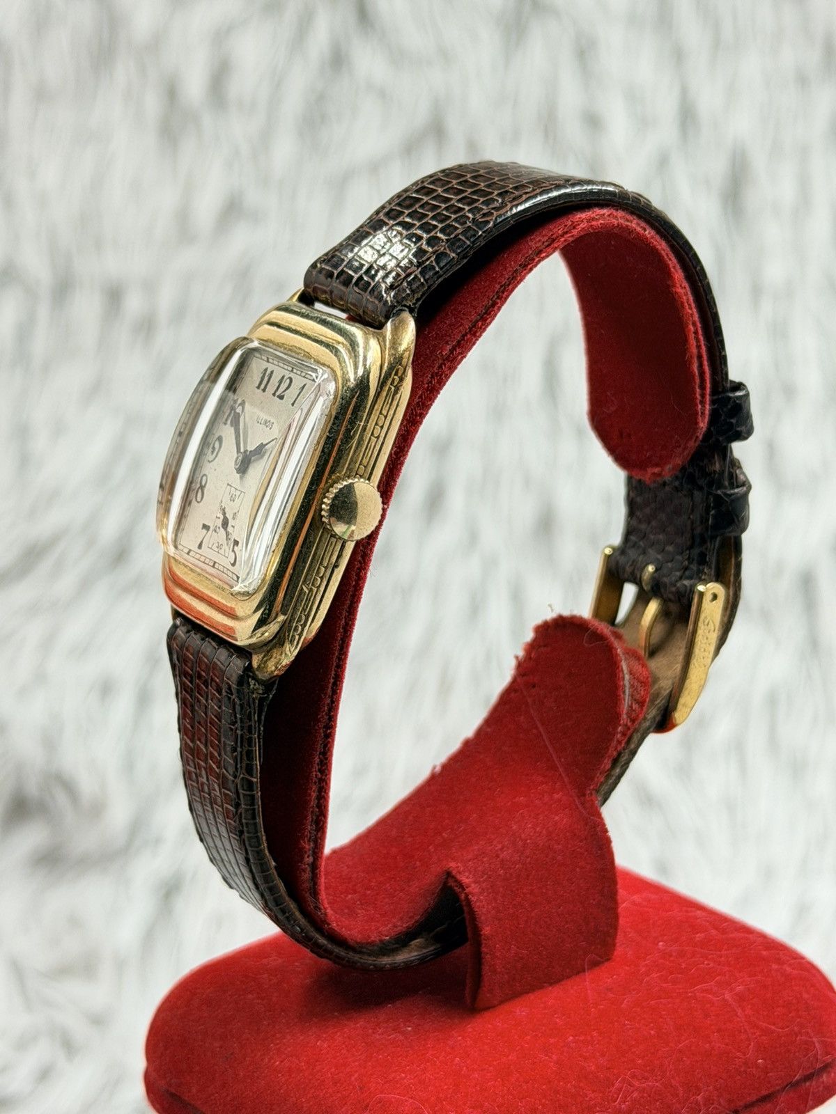 Vintage Vintage 70’s ILLINOIS 14K Gold Filled Manual Unisex Watch Size ONE SIZE - 4 Thumbnail