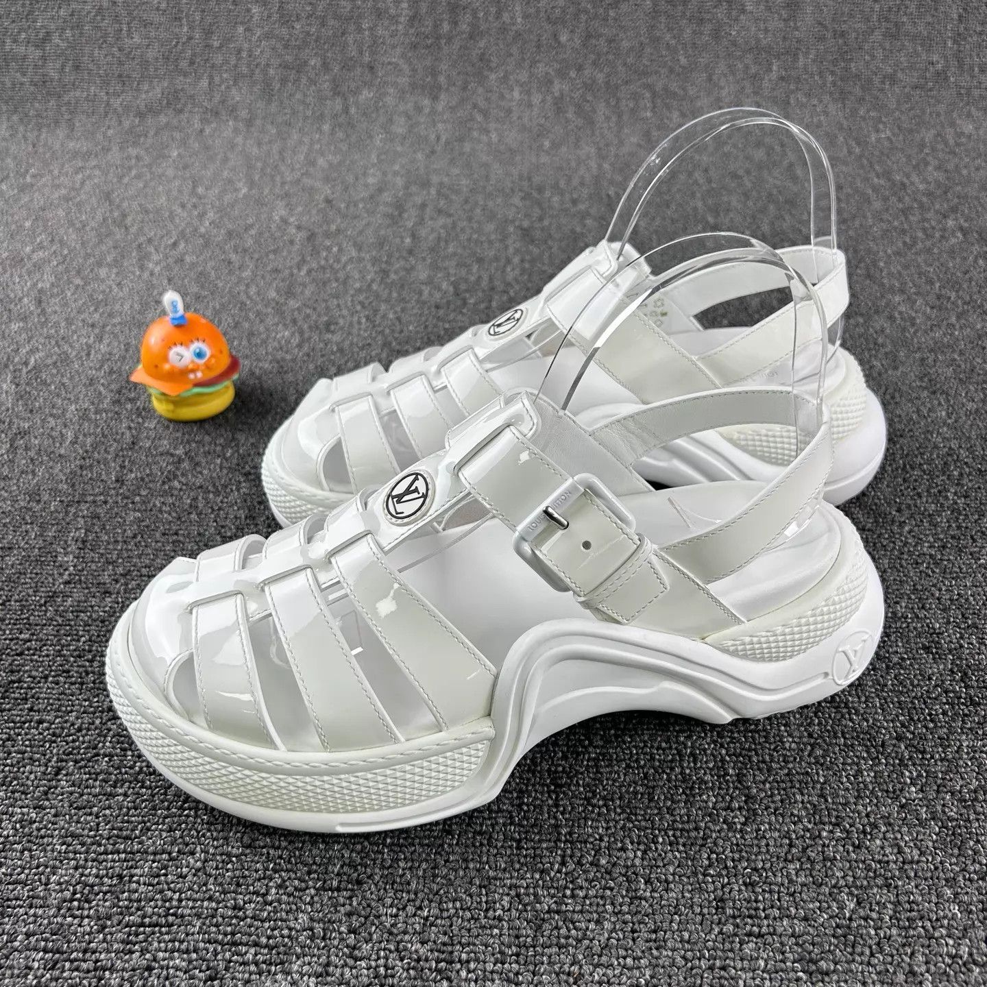 Louis Vuitton LV White Roman Sandals EUR 38.5 New Size US 8 / IT 38 - 1 Thumbnail