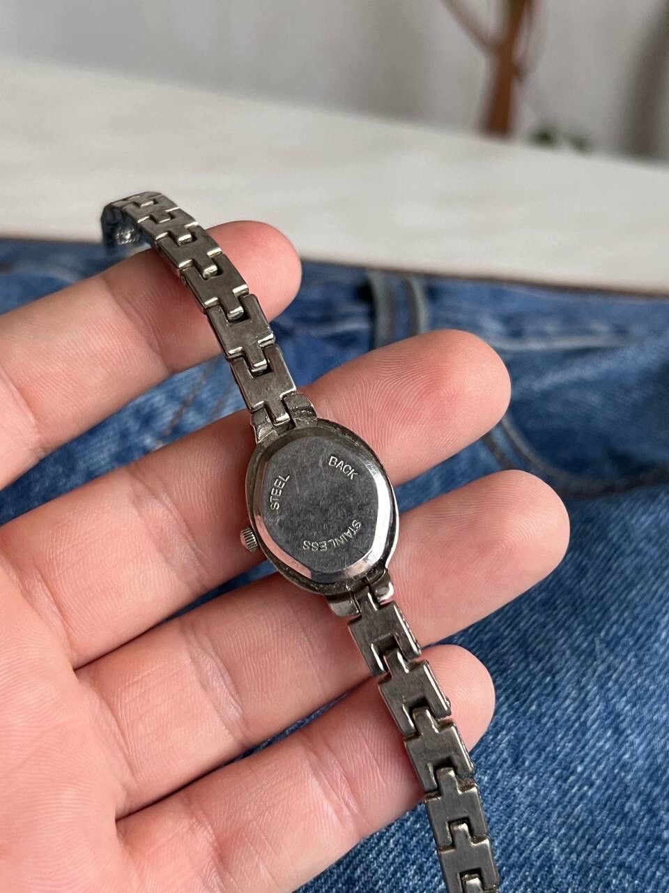 Japanese Brand × Vintage Vintage 🌊 Blue Dial Japanese style futuristic Watch Size ONE SIZE - 6 Thumbnail