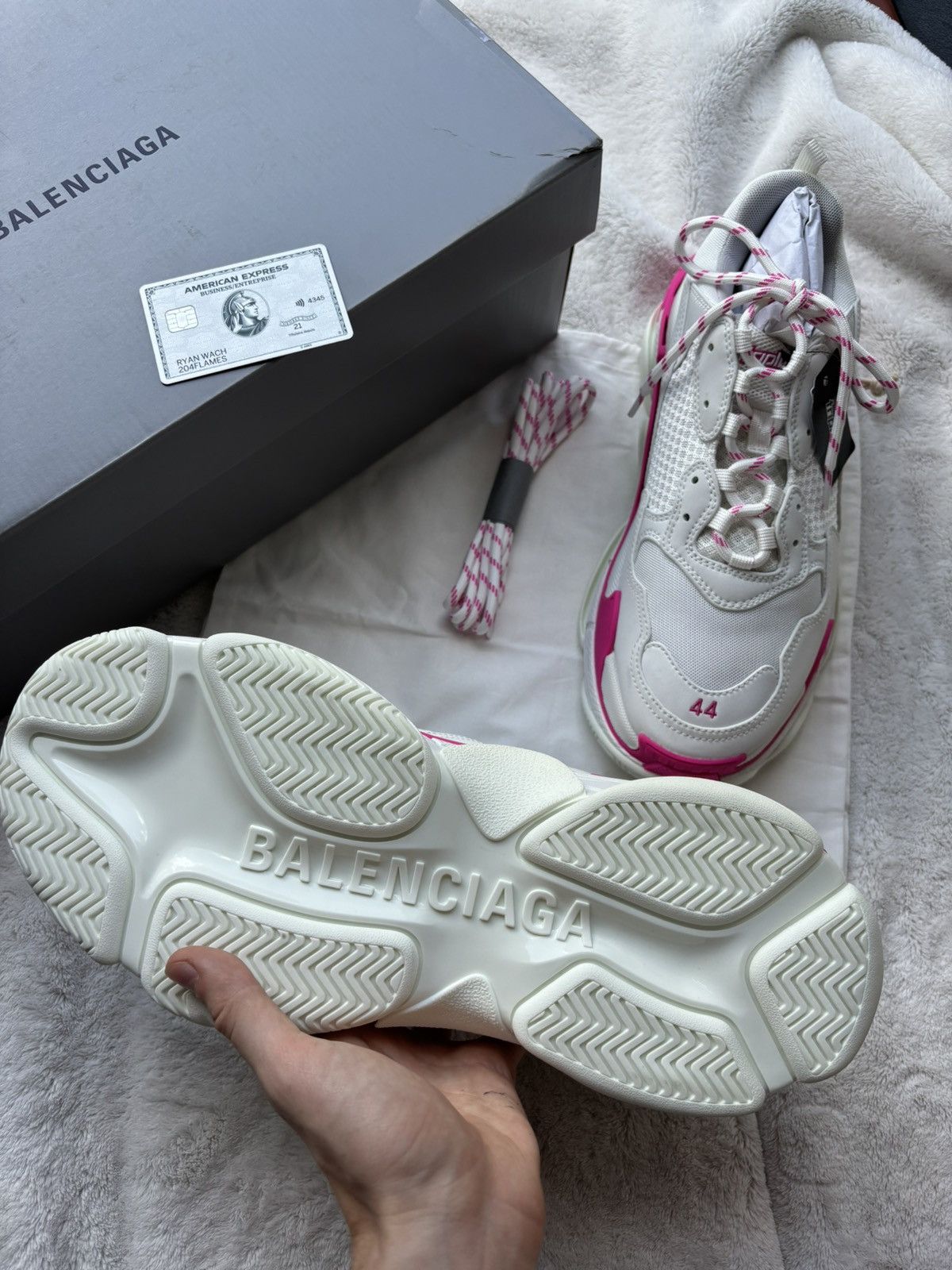 Balenciaga Balenciaga White/Pink Triple S Sneakers Size US 11 / EU 44 - 4 Thumbnail